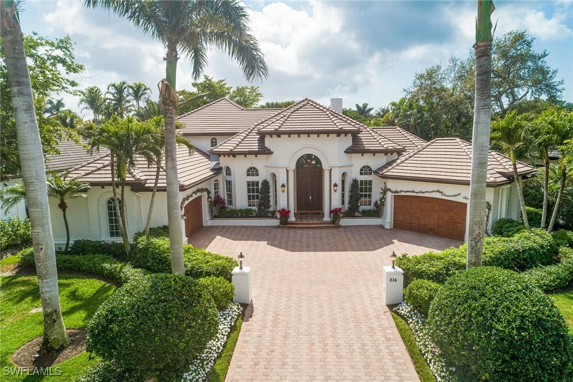 Property Slideshow image 36 of 40 | 614 bow line dr, Naples, FL, 34103