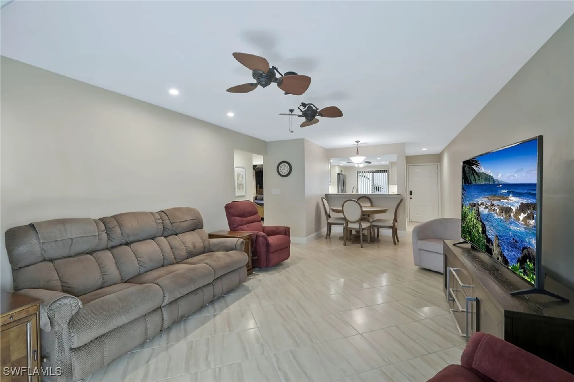 Property Slideshow image 9 of 25 | 11140 caravel cir apt 108, Fort Myers, FL, 33908