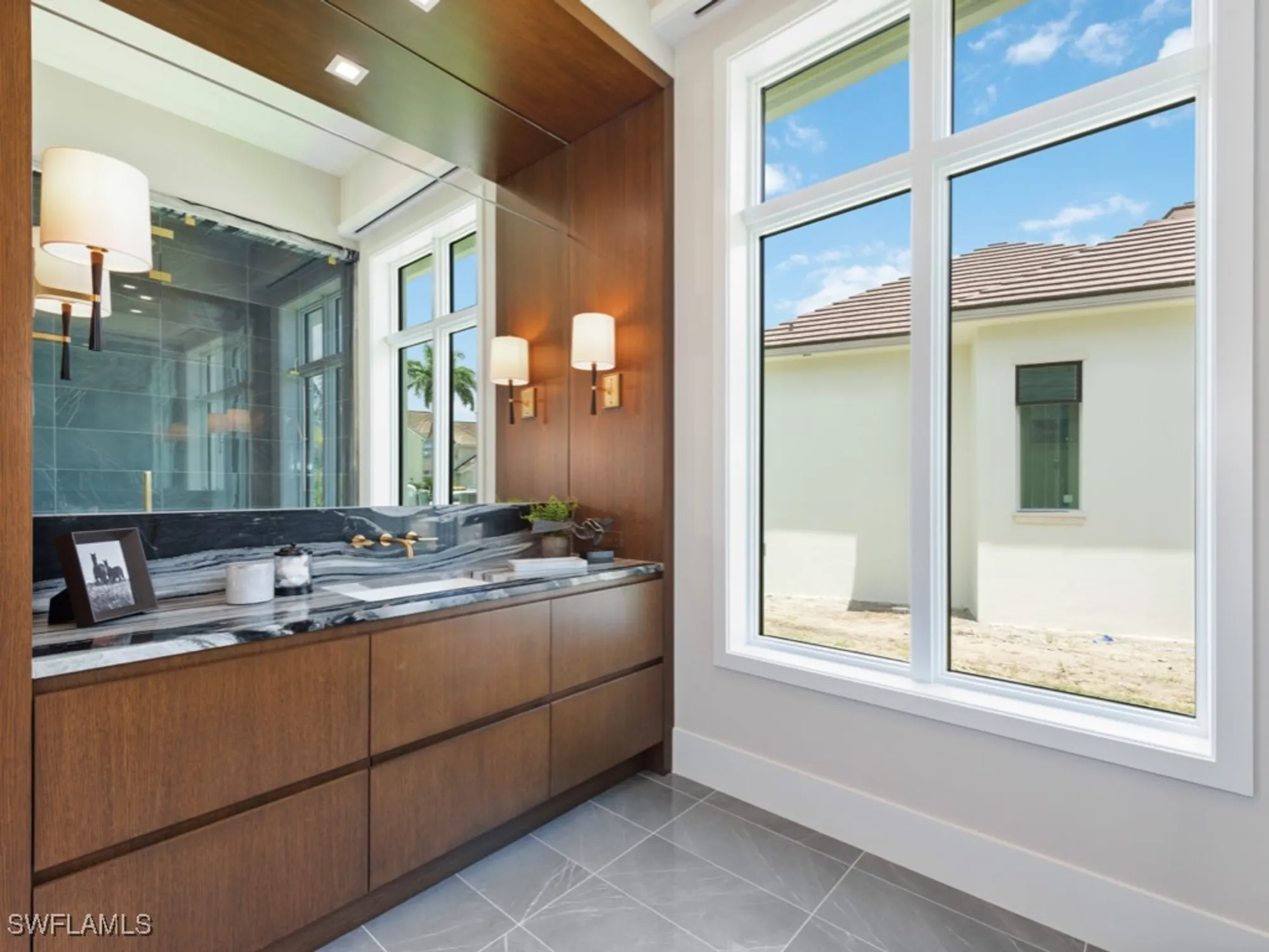 Property Slideshow image 26 of 48 | 349 colony dr, Naples, FL, 34108