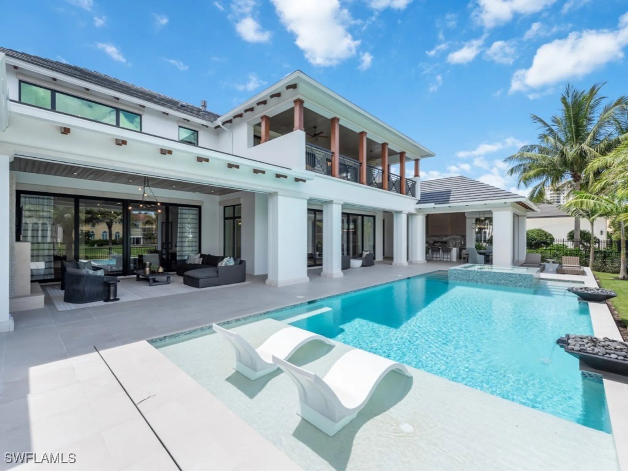 Property Slideshow image 46 of 48 | 349 colony dr, Naples, FL, 34108