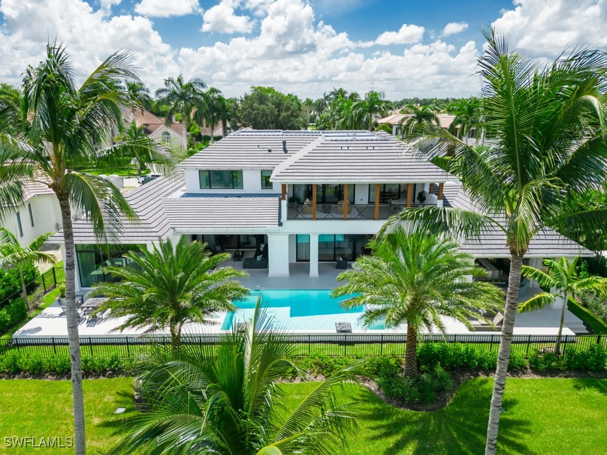 Property Slideshow image 4 of 48 | 349 colony dr, Naples, FL, 34108