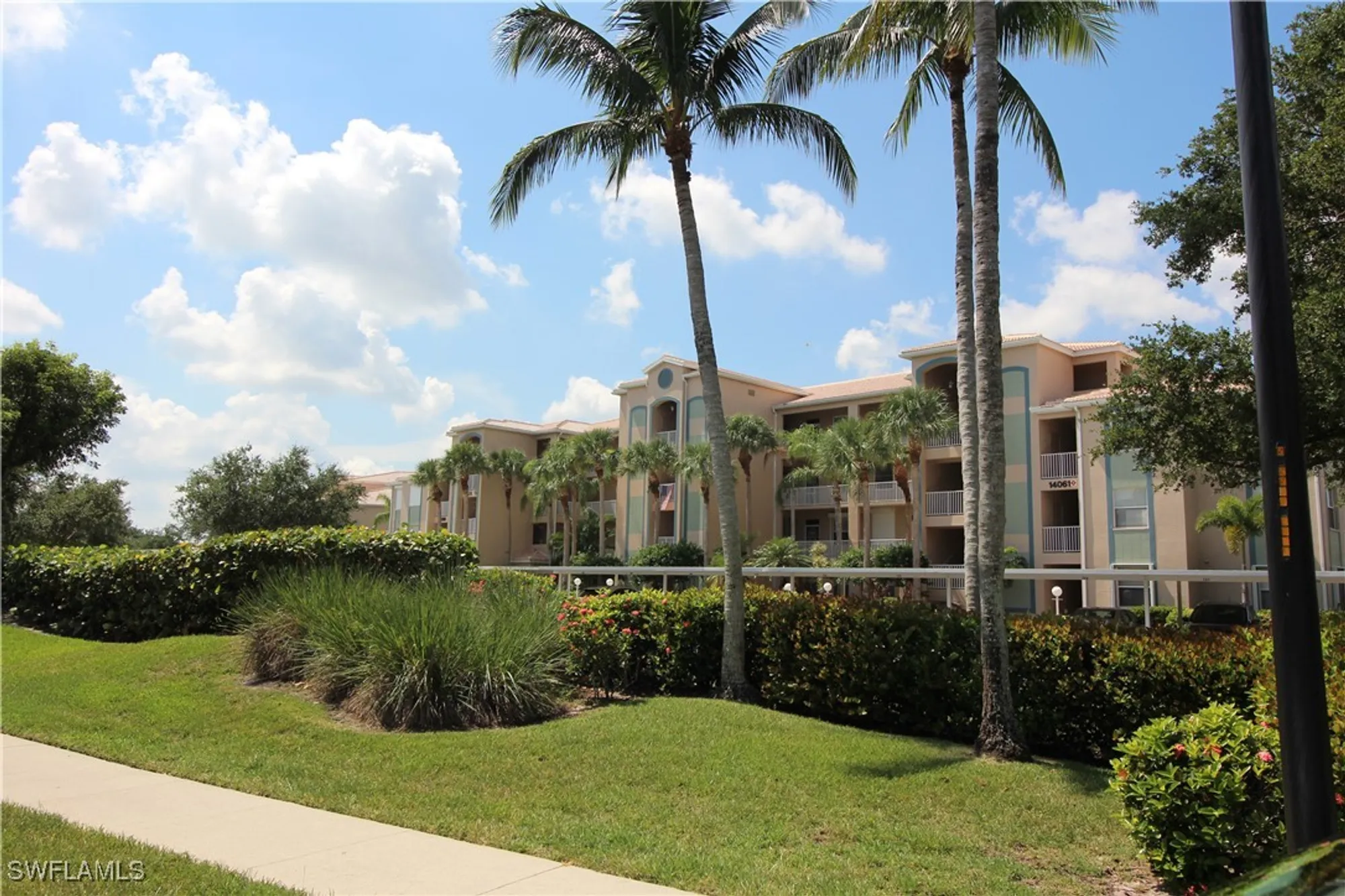 Property Slideshow image 16 of 49 | 14061 brant point cir 7304, Fort Myers, FL, 33919