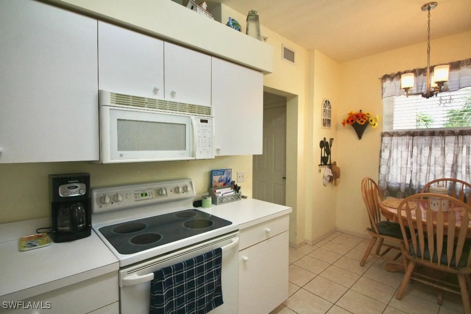Property Slideshow image 27 of 49 | 14061 brant point cir 7304, Fort Myers, FL, 33919