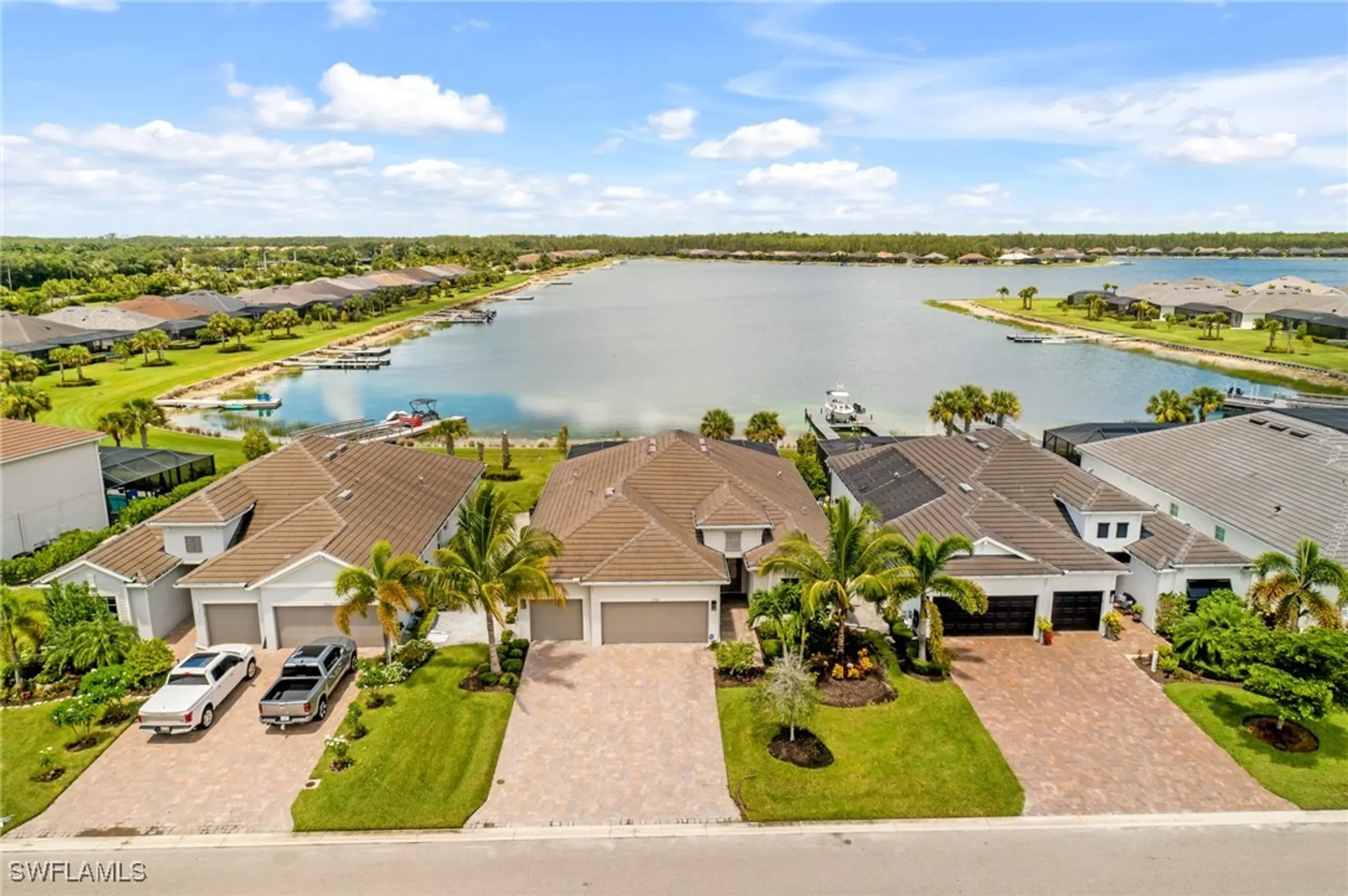 Property Slideshow image 1 of 34 | 13504 blue bay cir, Fort Myers, FL, 33913