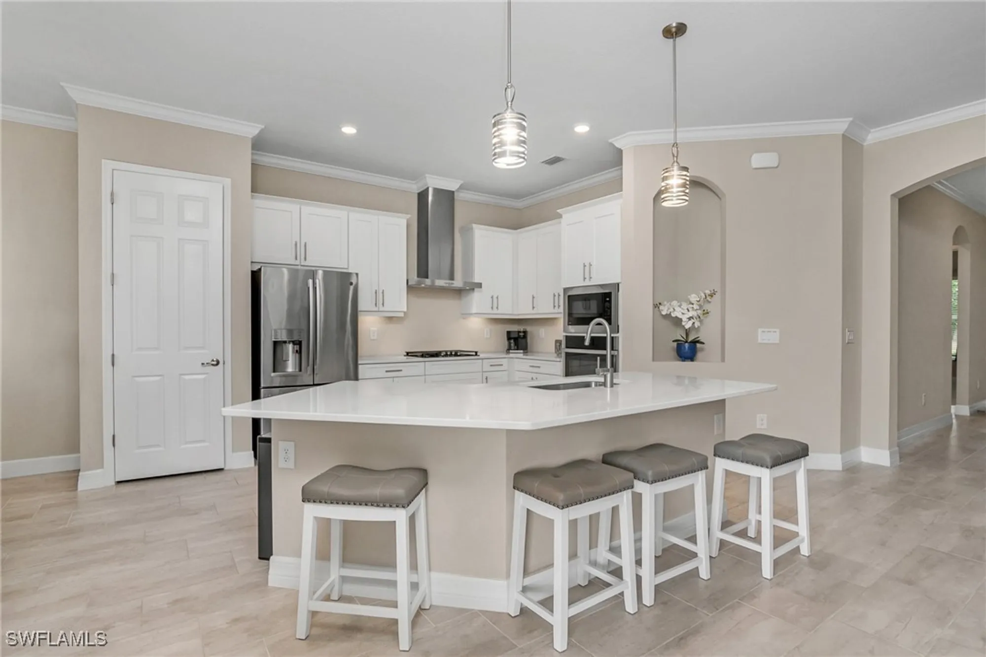 Property Slideshow image 12 of 34 | 13504 blue bay cir, Fort Myers, FL, 33913