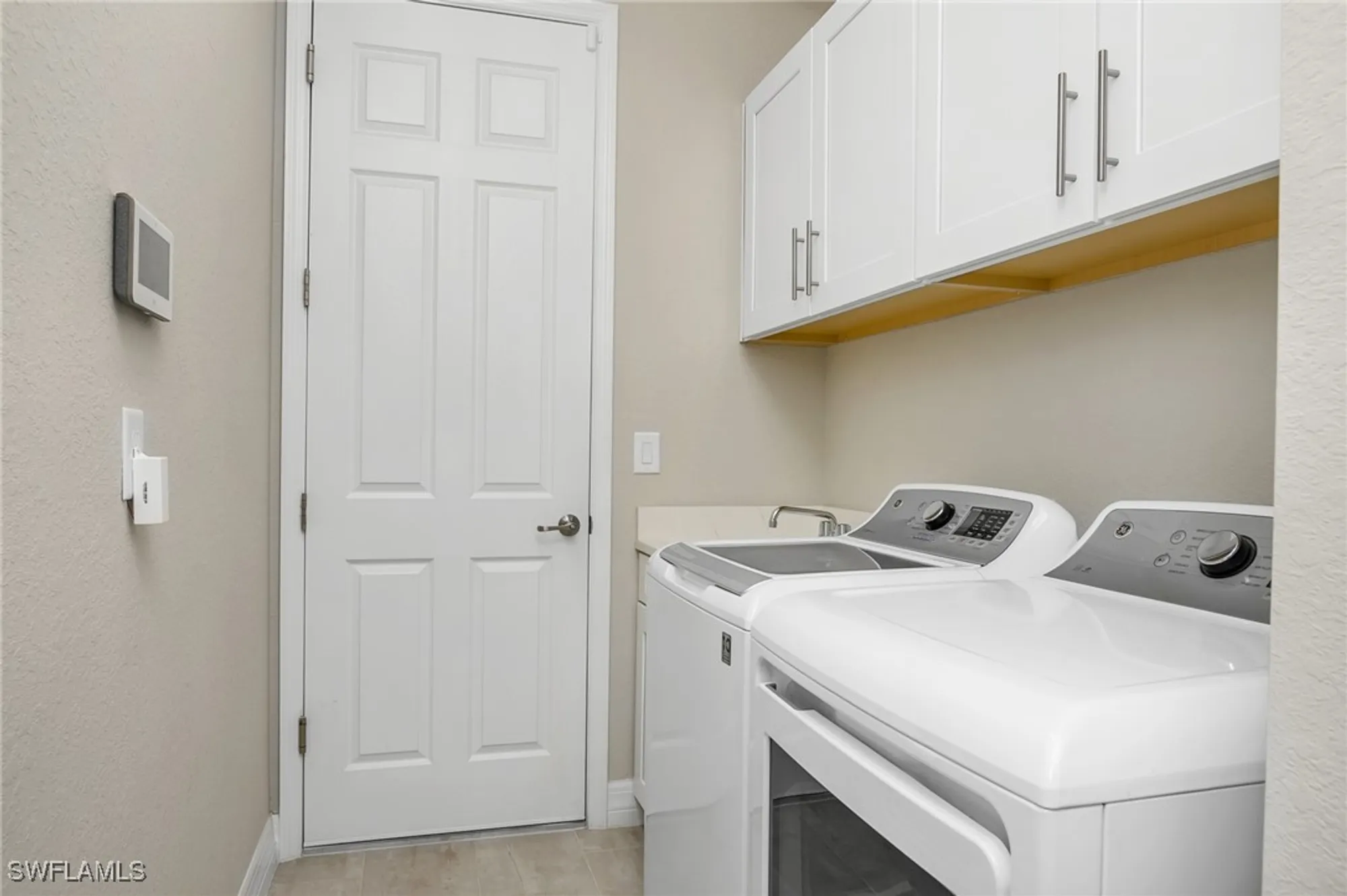 Property Slideshow image 24 of 34 | 13504 blue bay cir, Fort Myers, FL, 33913