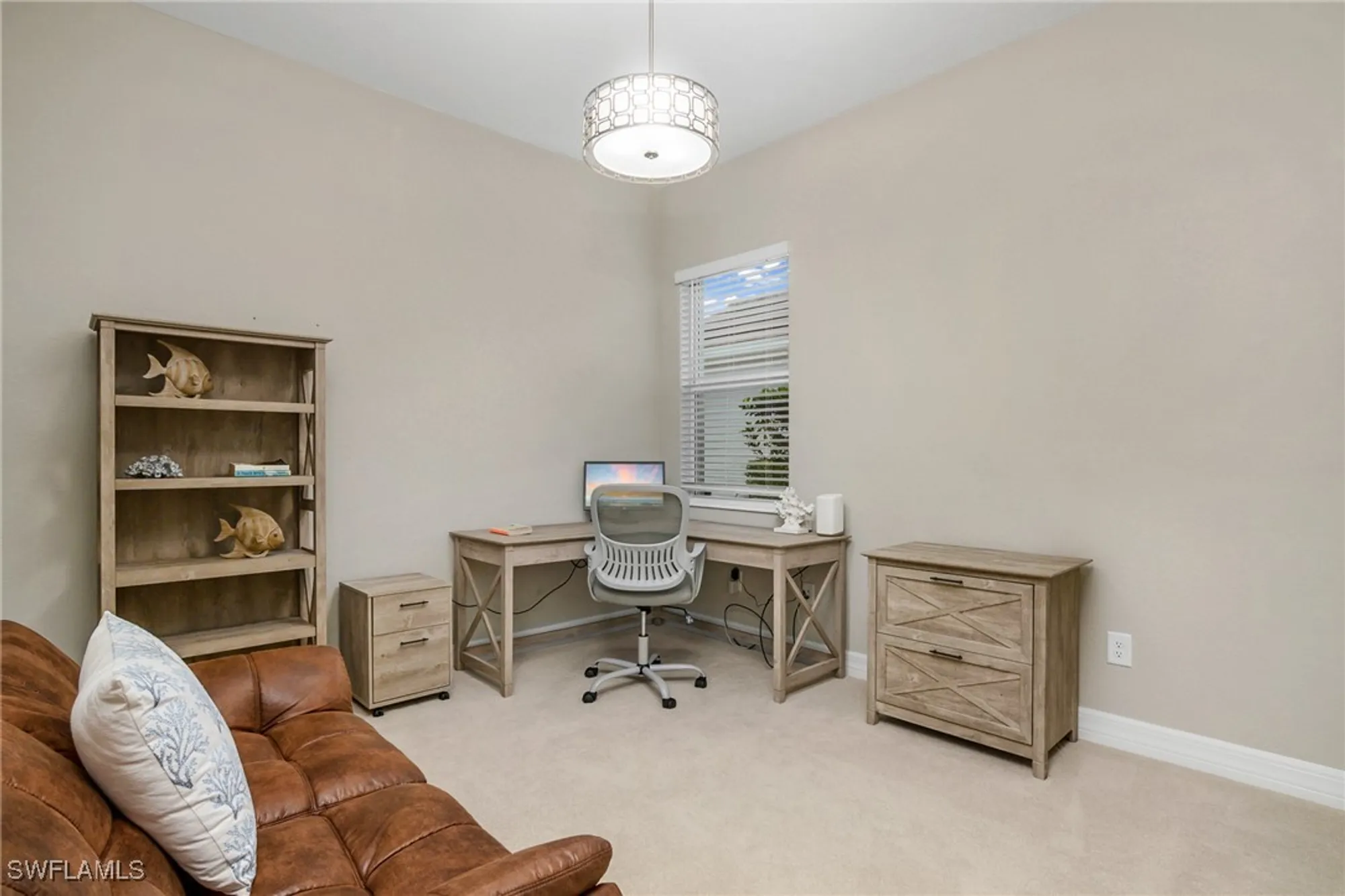 Property Slideshow image 25 of 34 | 13504 blue bay cir, Fort Myers, FL, 33913