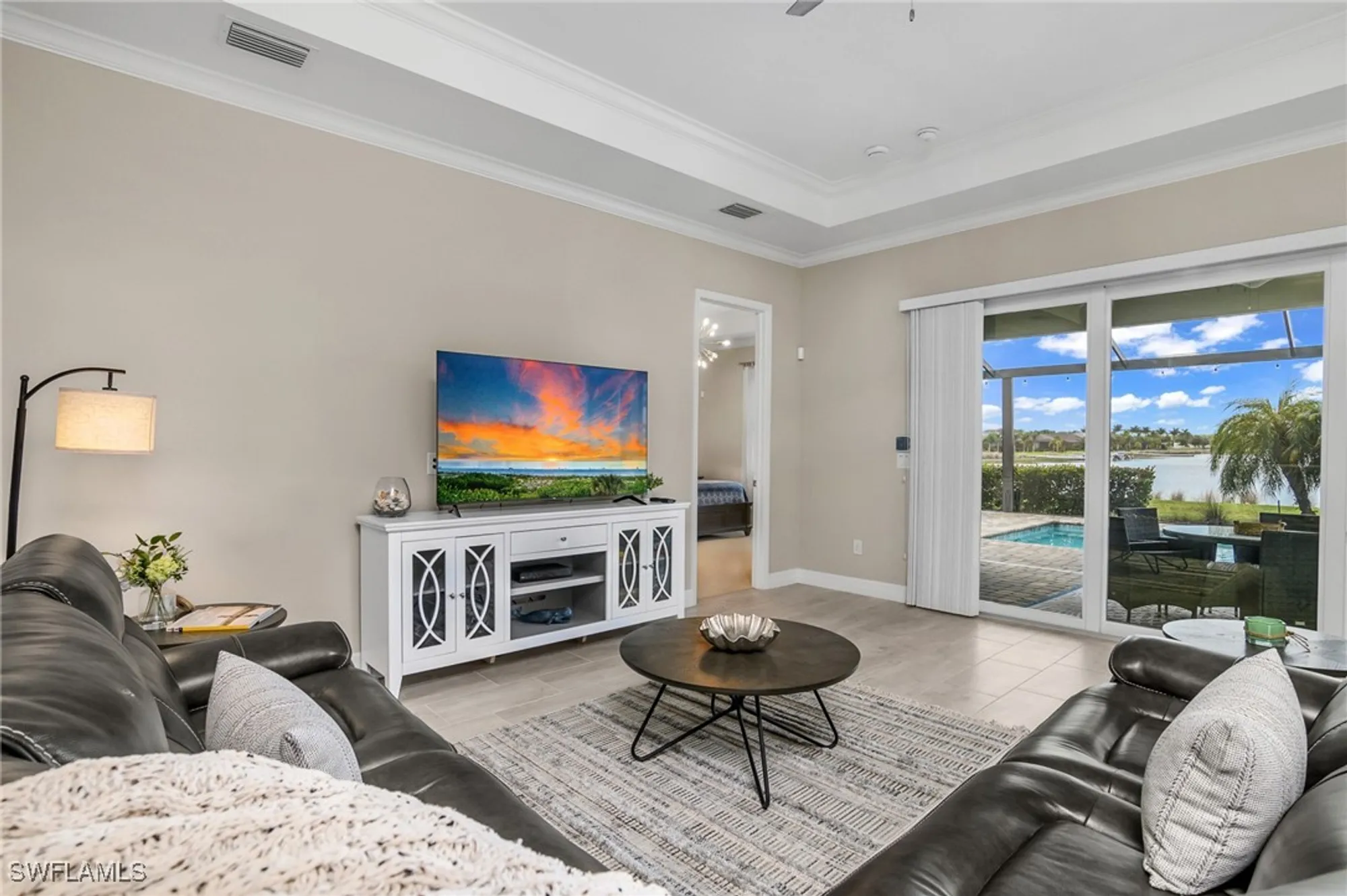 Property Slideshow image 8 of 34 | 13504 blue bay cir, Fort Myers, FL, 33913
