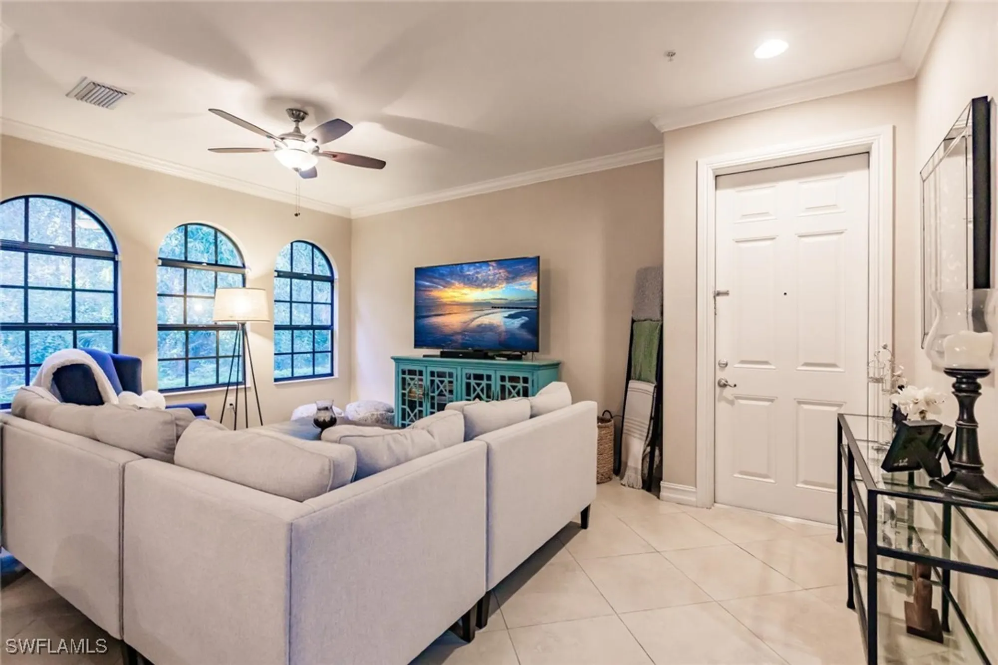 Property Slideshow image 10 of 47 | 9153 chula vista st 13204, Naples, FL, 34113