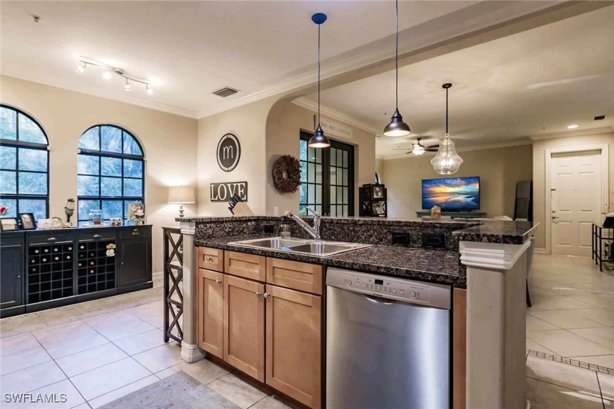 Property Slideshow image 13 of 47 | 9153 chula vista st 13204, Naples, FL, 34113