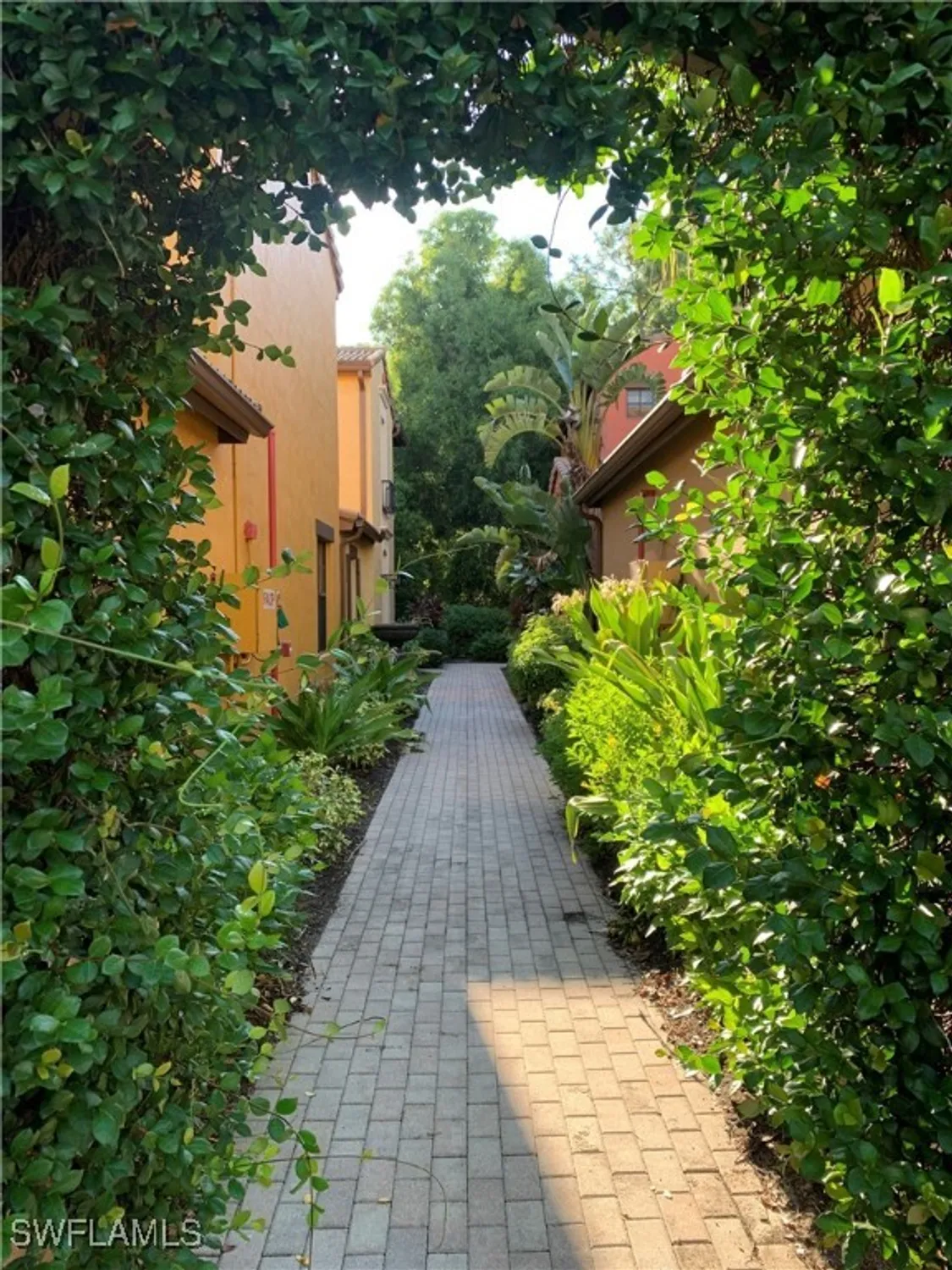 Property Slideshow image 6 of 47 | 9153 chula vista st 13204, Naples, FL, 34113