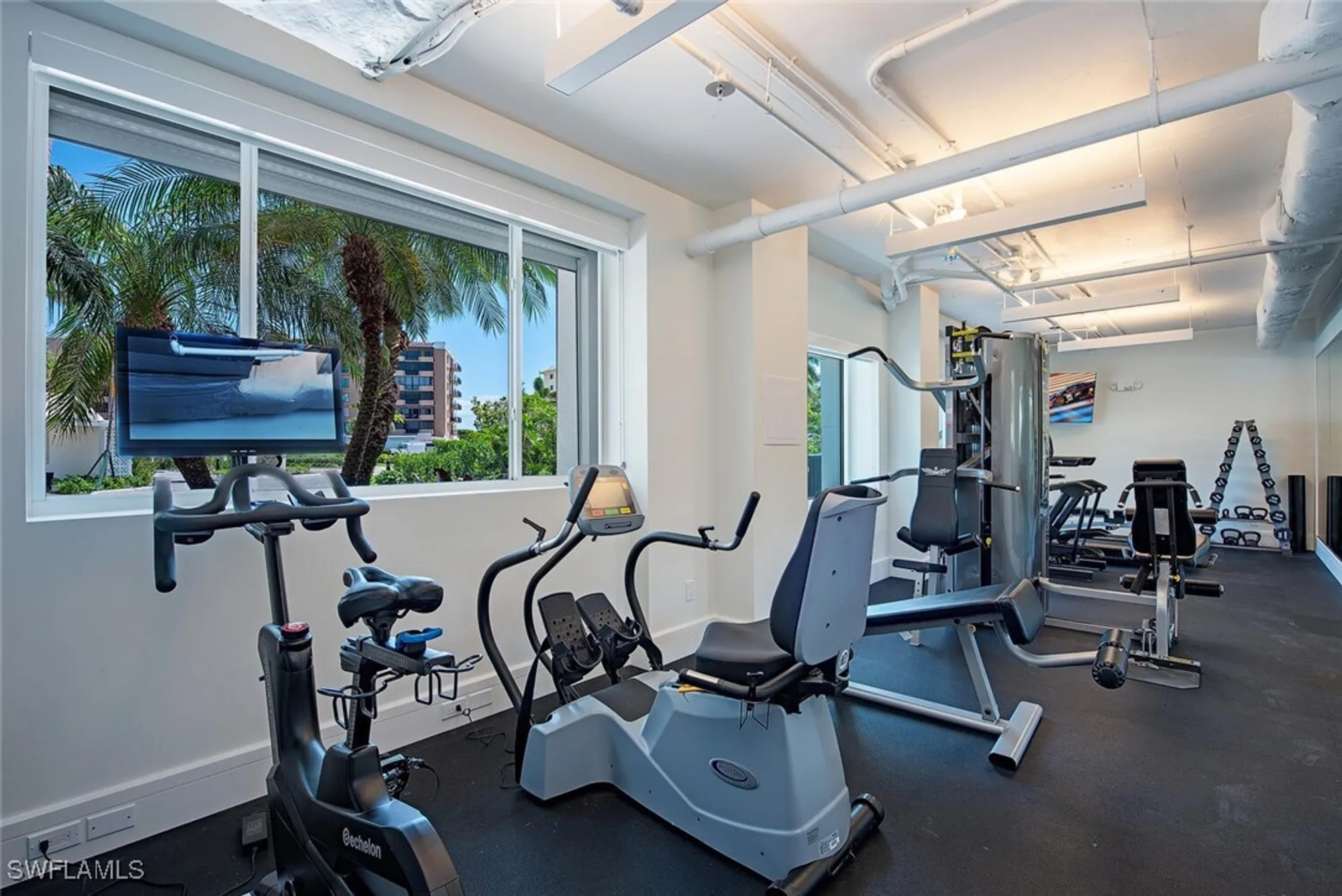 Property Slideshow image 15 of 18 | 3401 gulf shore blvd n apt 502, Naples, FL, 34103