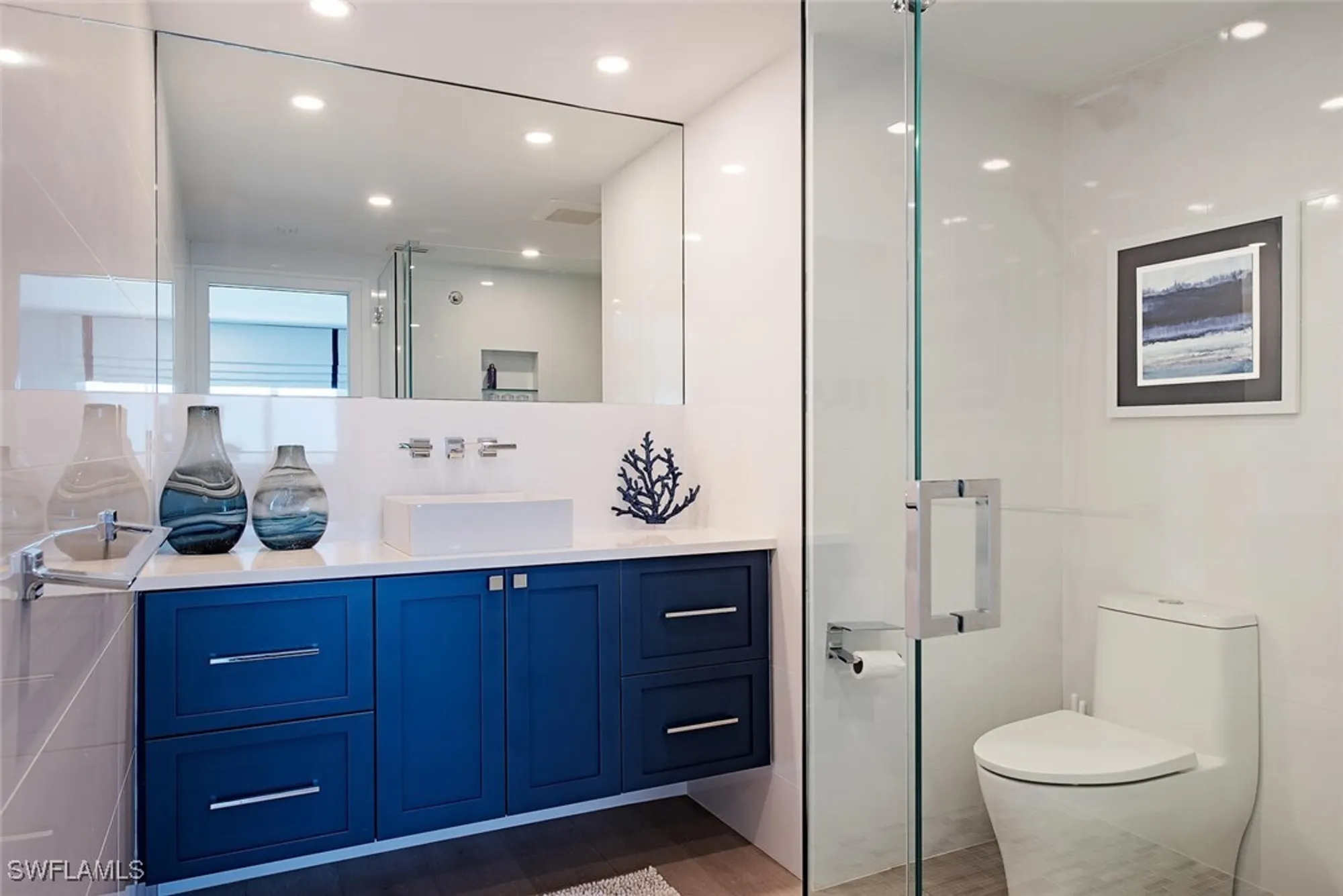 Property Slideshow image 10 of 18 | 3401 gulf shore blvd n apt 502, Naples, FL, 34103