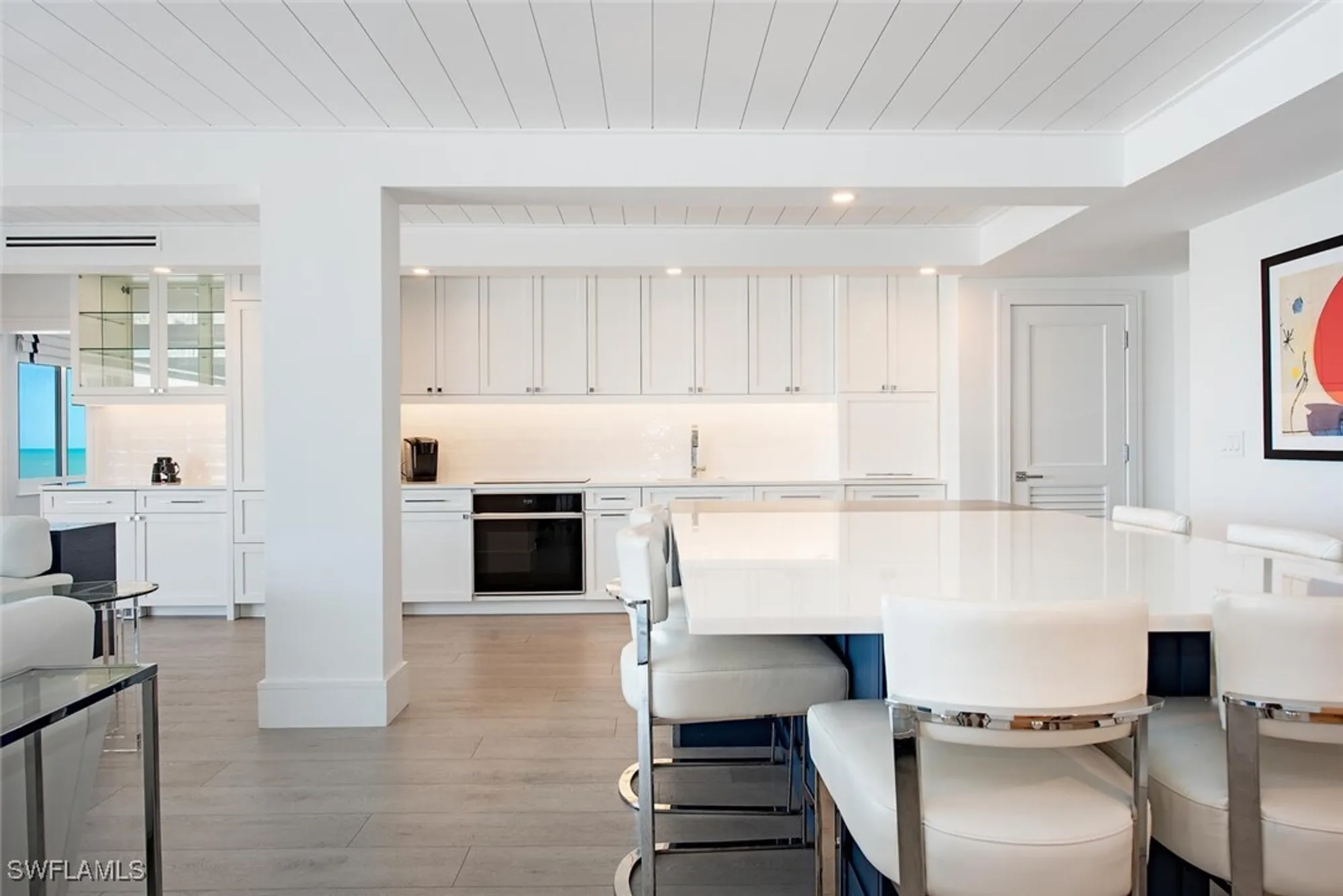 Property Slideshow image 4 of 18 | 3401 gulf shore blvd n apt 502, Naples, FL, 34103