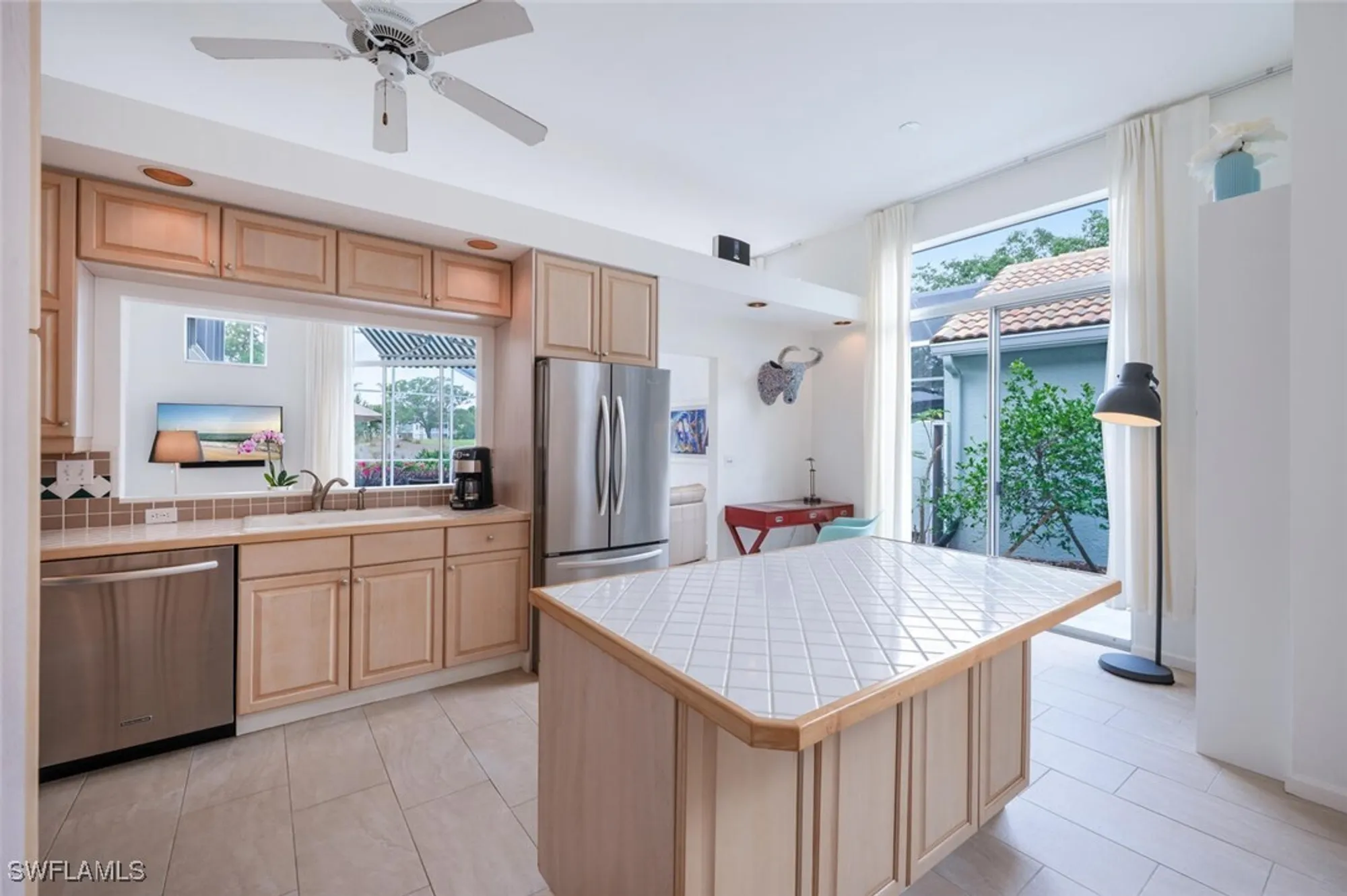 Property Slideshow image 12 of 33 | 134 san rafael ln, Naples, FL, 34119