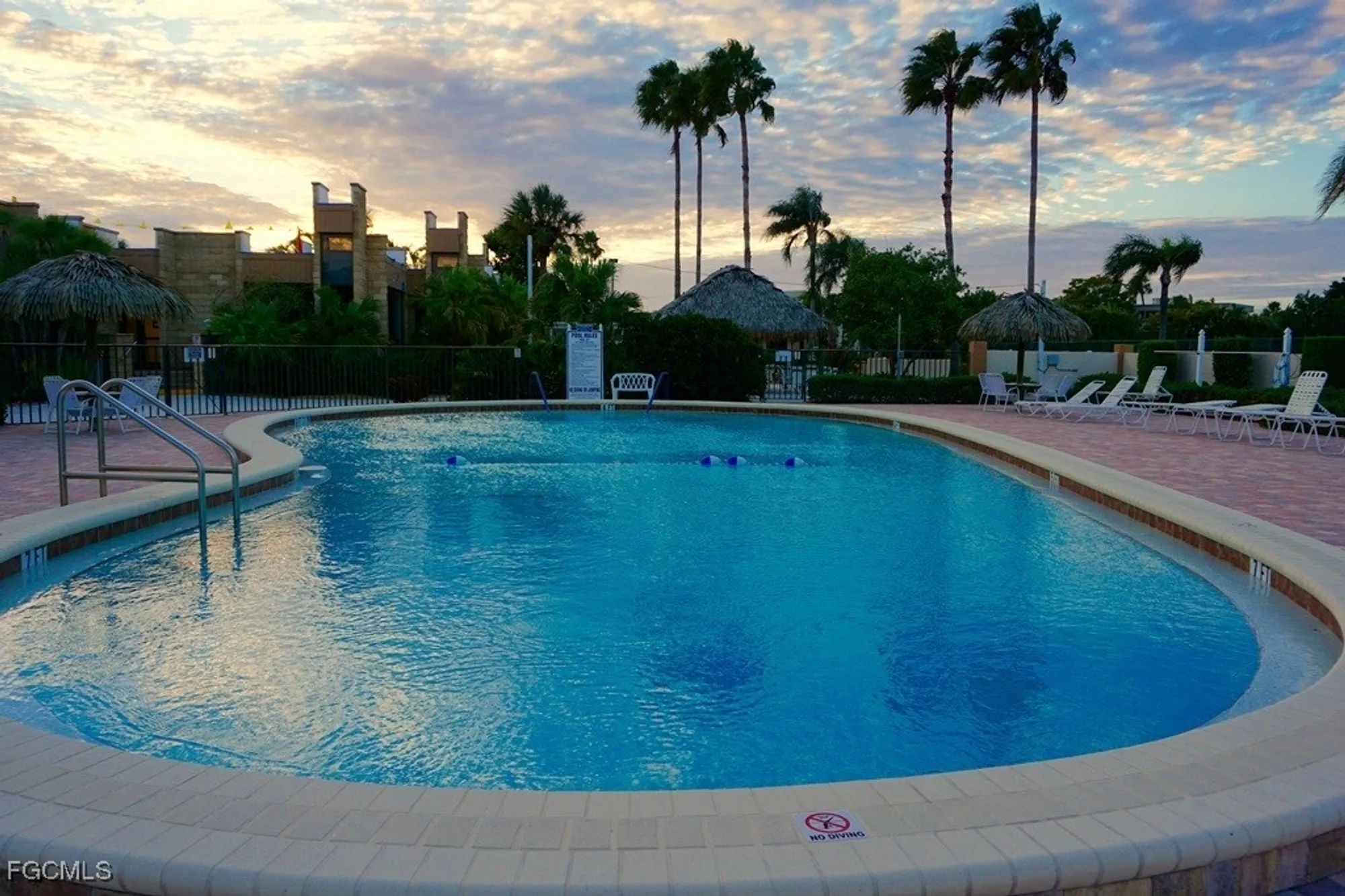 Property Slideshow image 11 of 11 | 7406 lake breeze dr 612, Fort Myers, FL, 33907