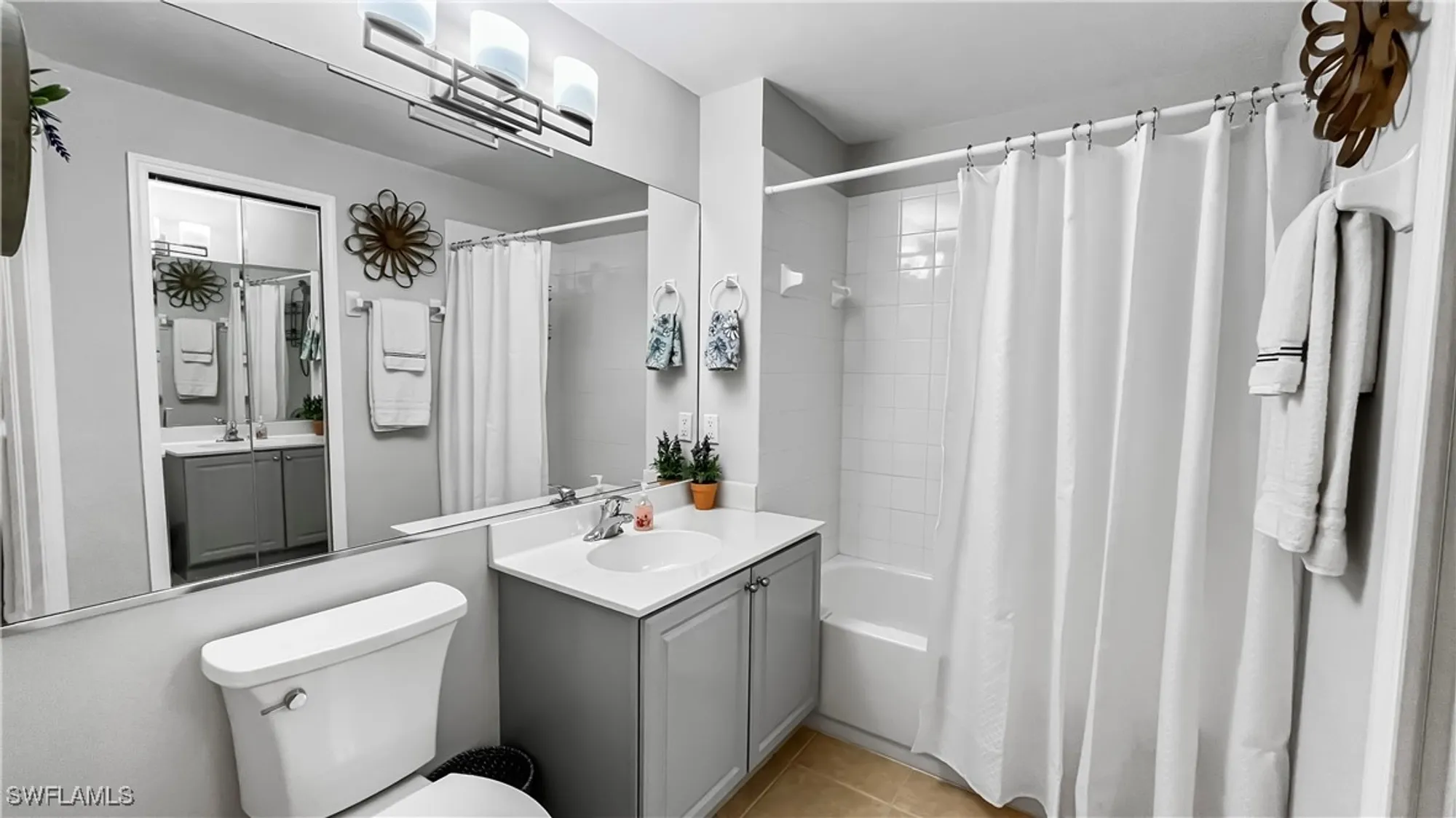 Property Slideshow image 20 of 25 | 10139 colonial country club blvd 1006, Fort Myers, FL, 33913