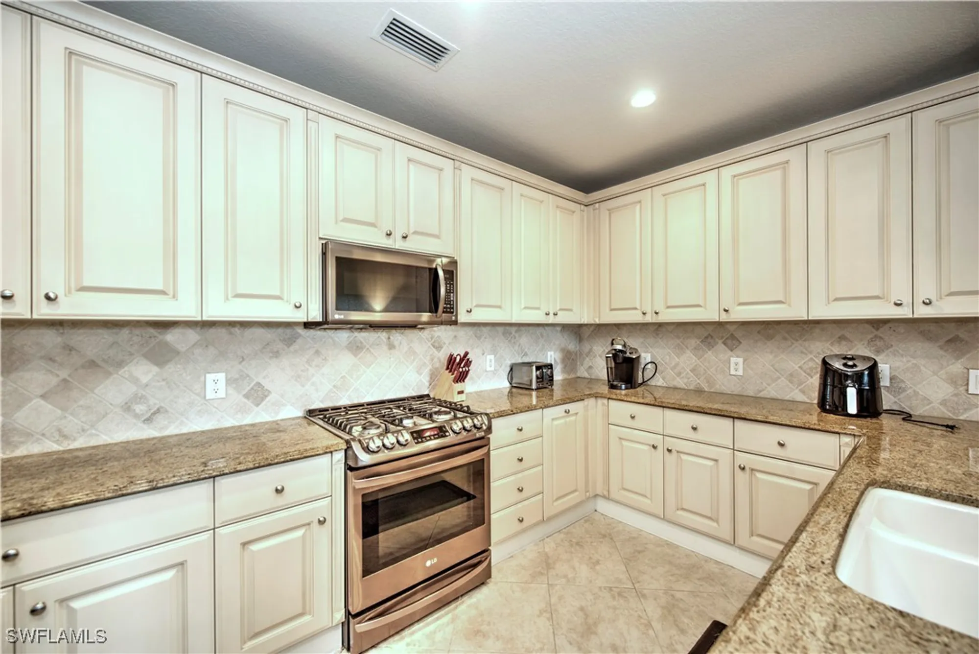 Property Slideshow image 5 of 38 | 9234 campanile cir unit 103, Naples, FL, 34114