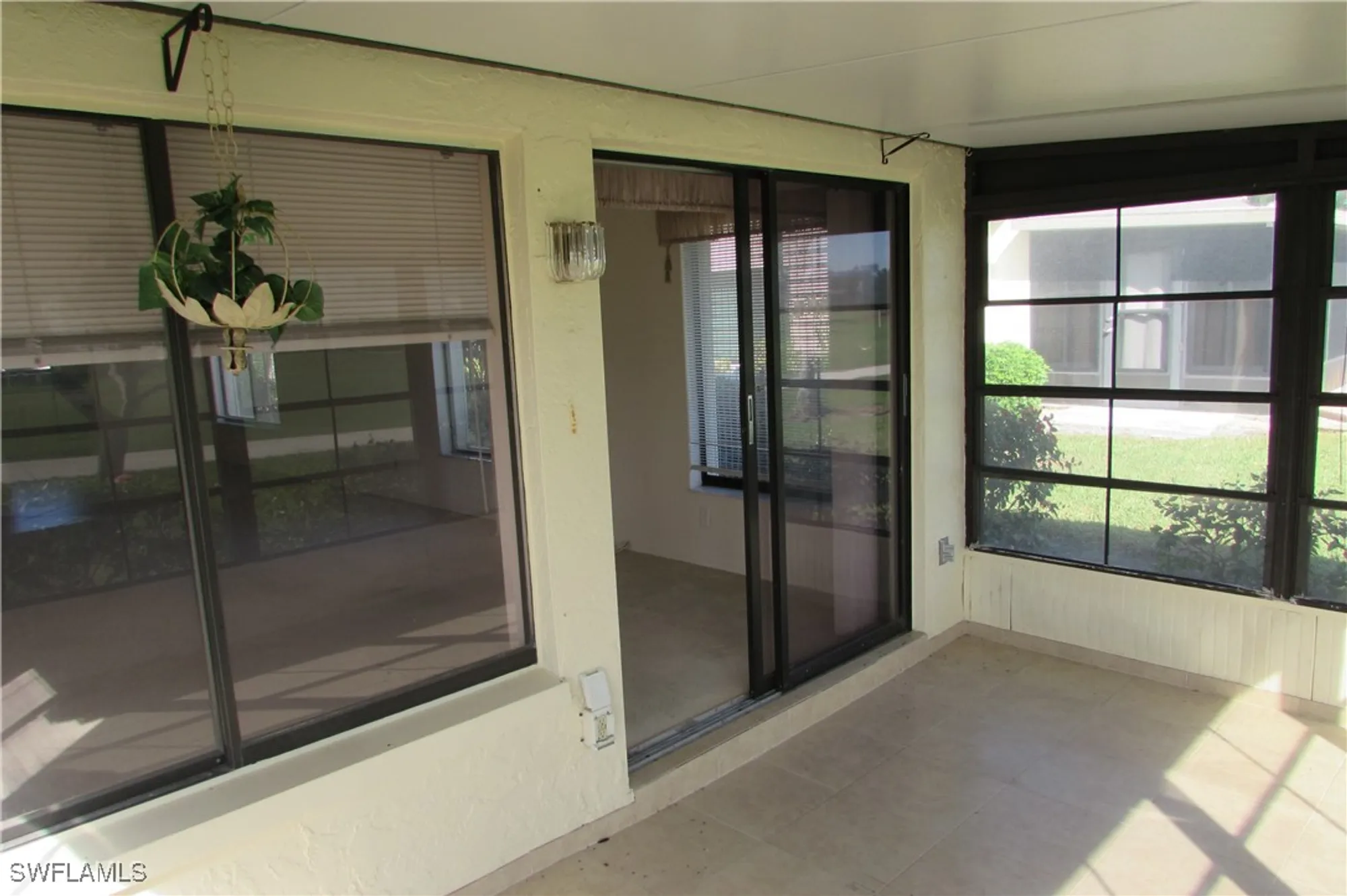 Property Slideshow image 17 of 30 | 1727 bent tree cir, Fort Myers, FL, 33907