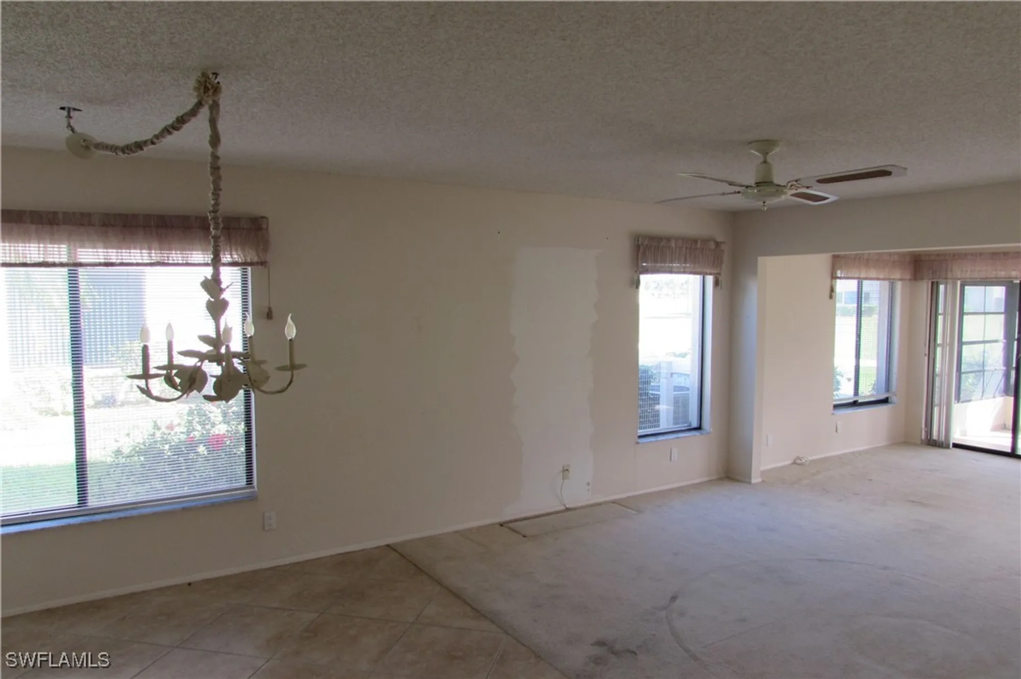 Property Slideshow image 27 of 30 | 1727 bent tree cir, Fort Myers, FL, 33907