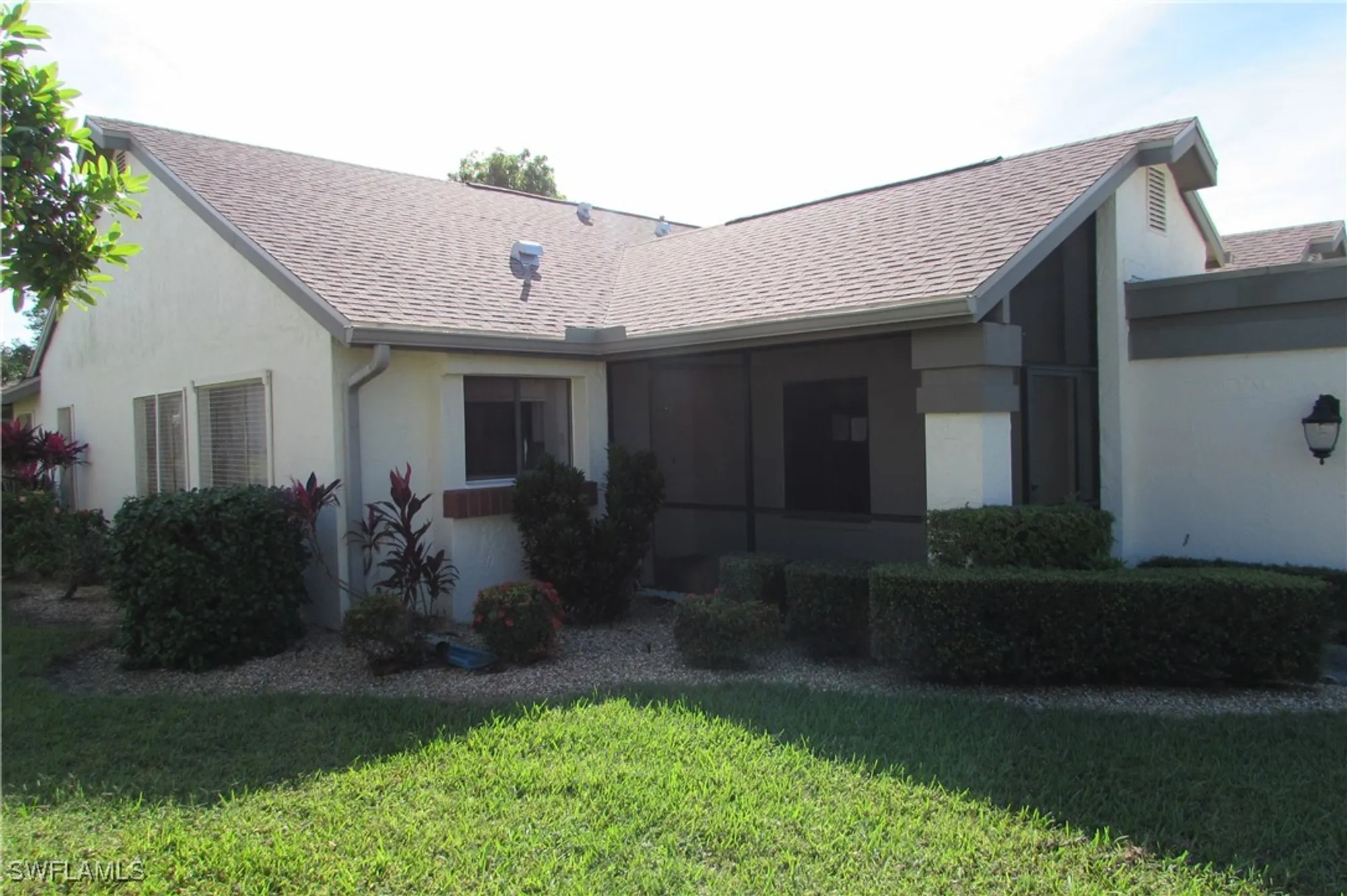 Property Slideshow image 5 of 30 | 1727 bent tree cir, Fort Myers, FL, 33907