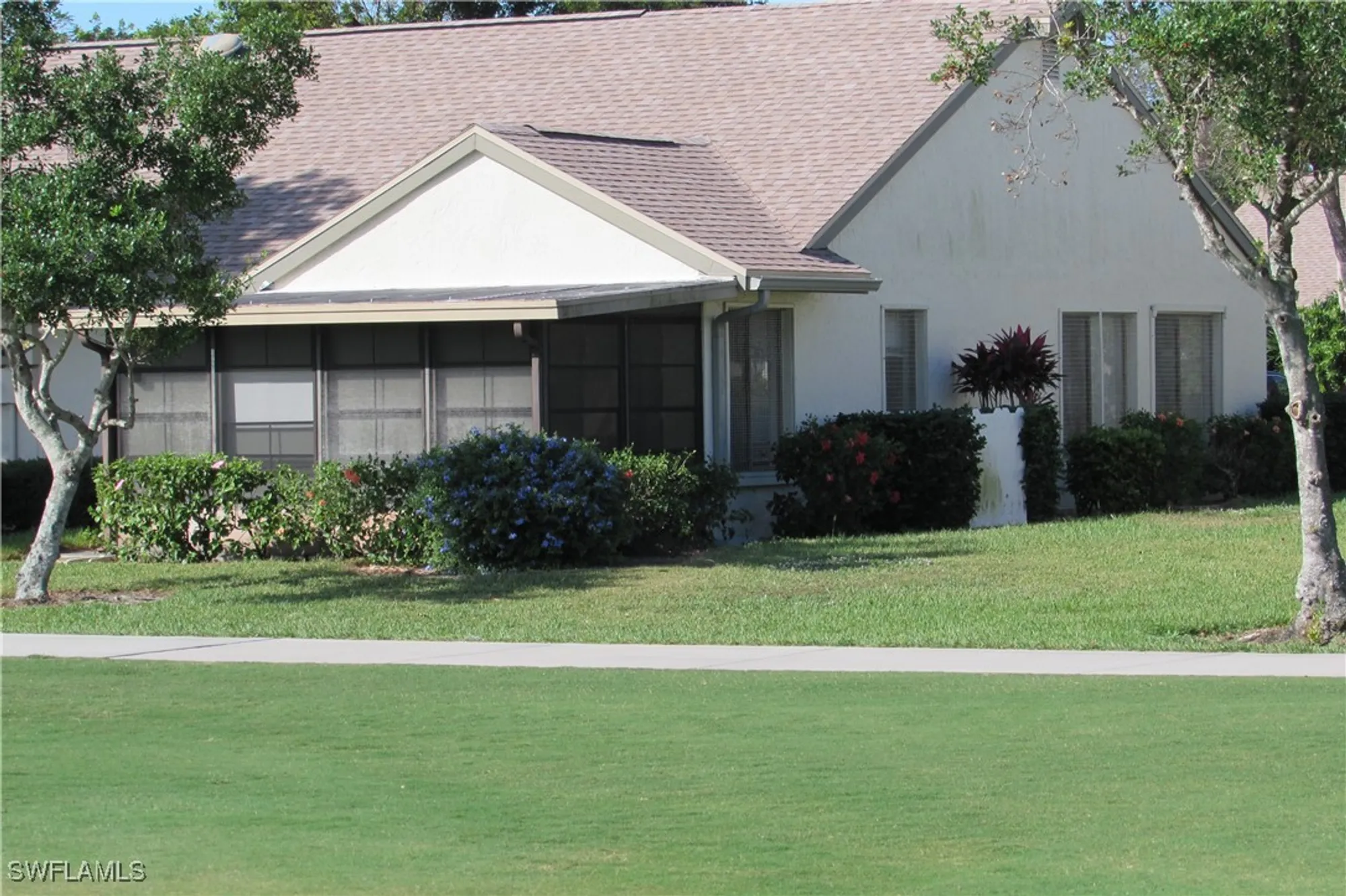 Property Slideshow image 9 of 30 | 1727 bent tree cir, Fort Myers, FL, 33907