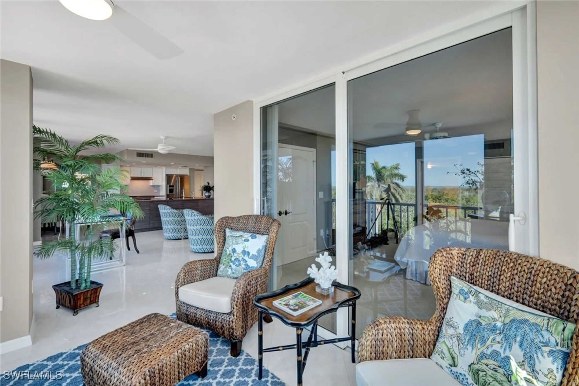Property Slideshow image 12 of 41 | 6585 nicholas blvd apt 404, Naples, FL, 34108