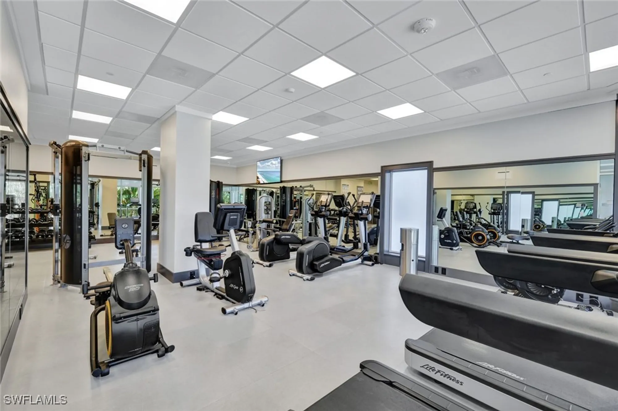 Property Slideshow image 34 of 41 | 6585 nicholas blvd apt 404, Naples, FL, 34108