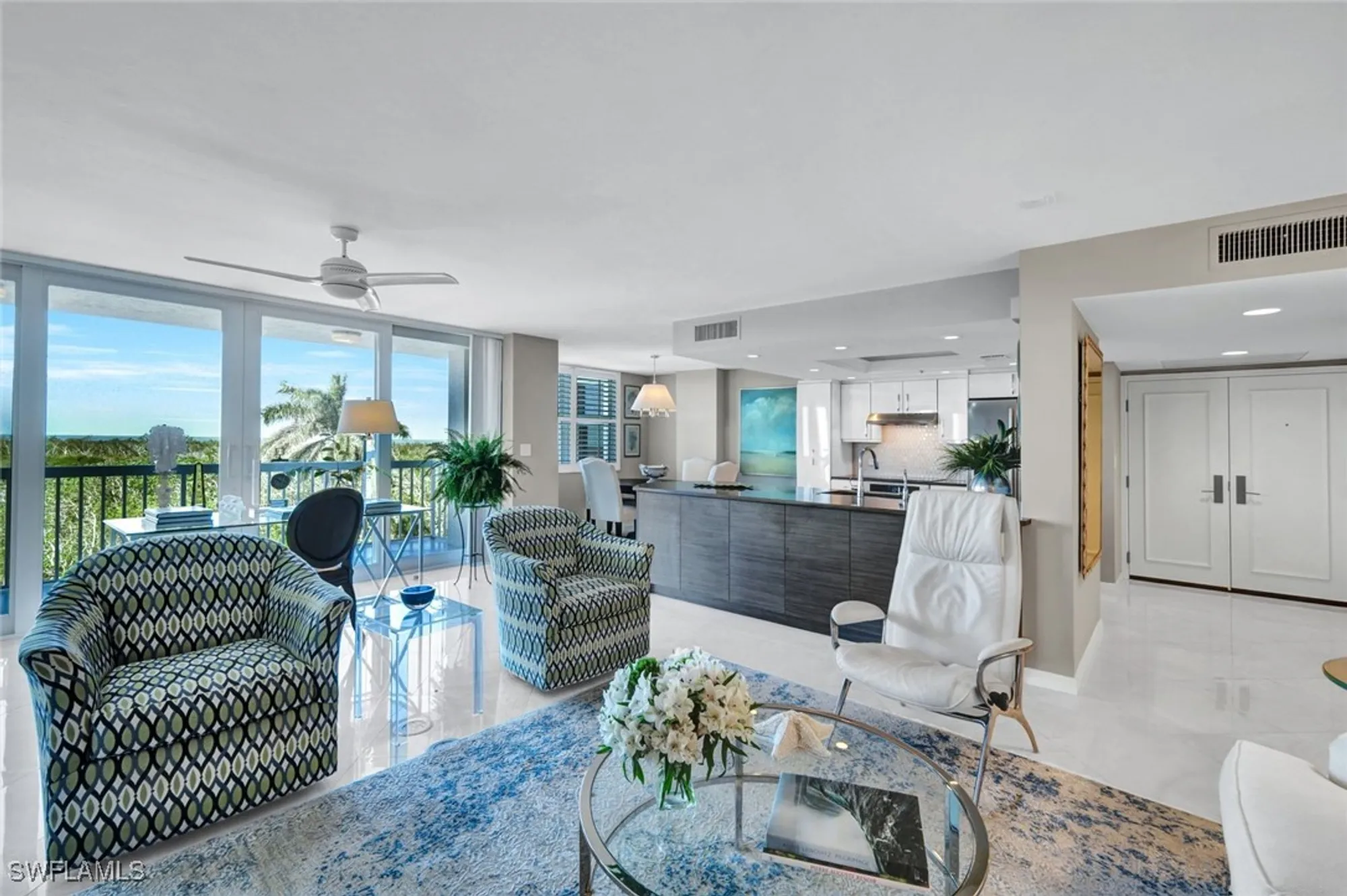 Property Slideshow image 9 of 41 | 6585 nicholas blvd apt 404, Naples, FL, 34108