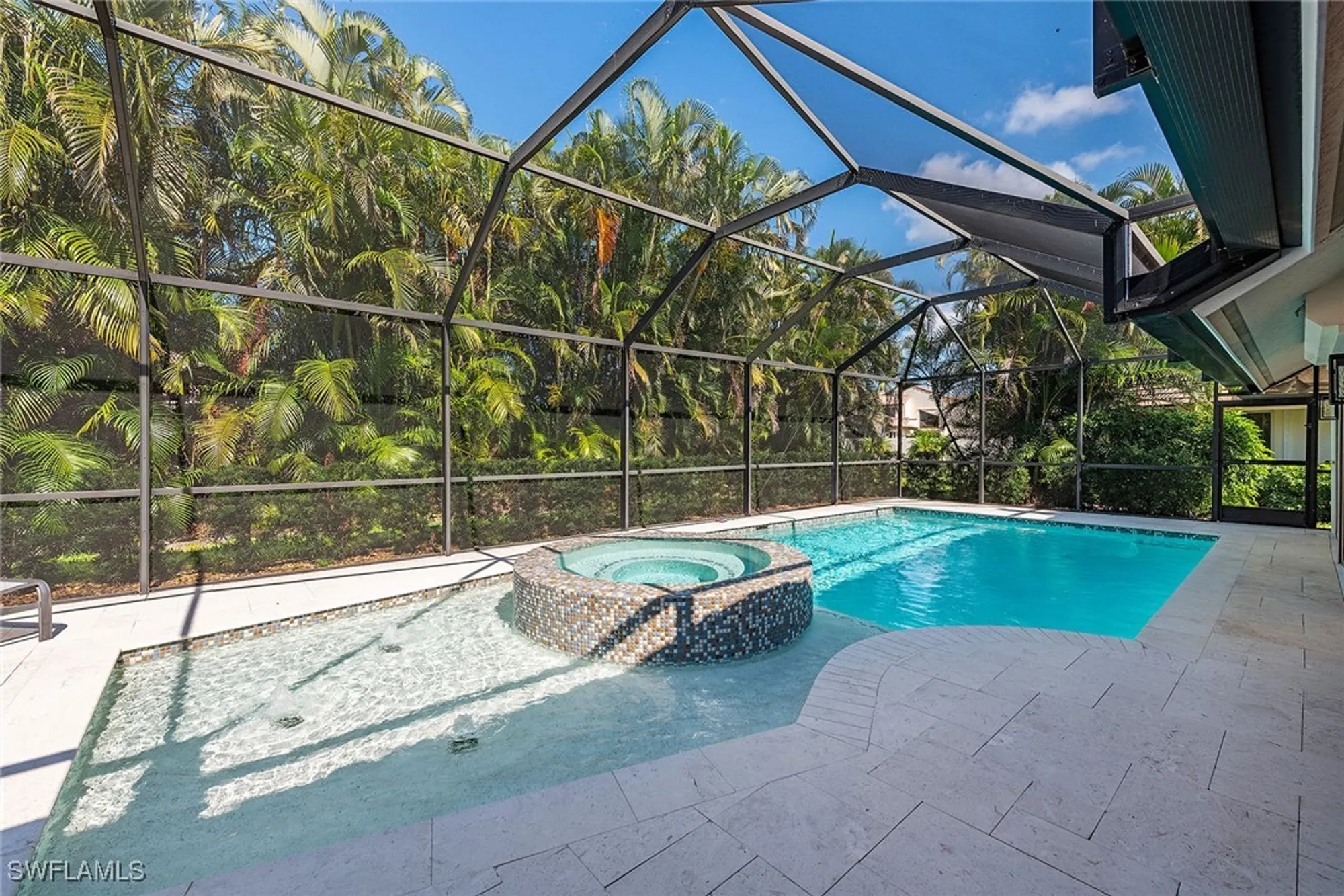 Property Slideshow image 16 of 18 | 805 pine village ln, Naples, FL, 34108