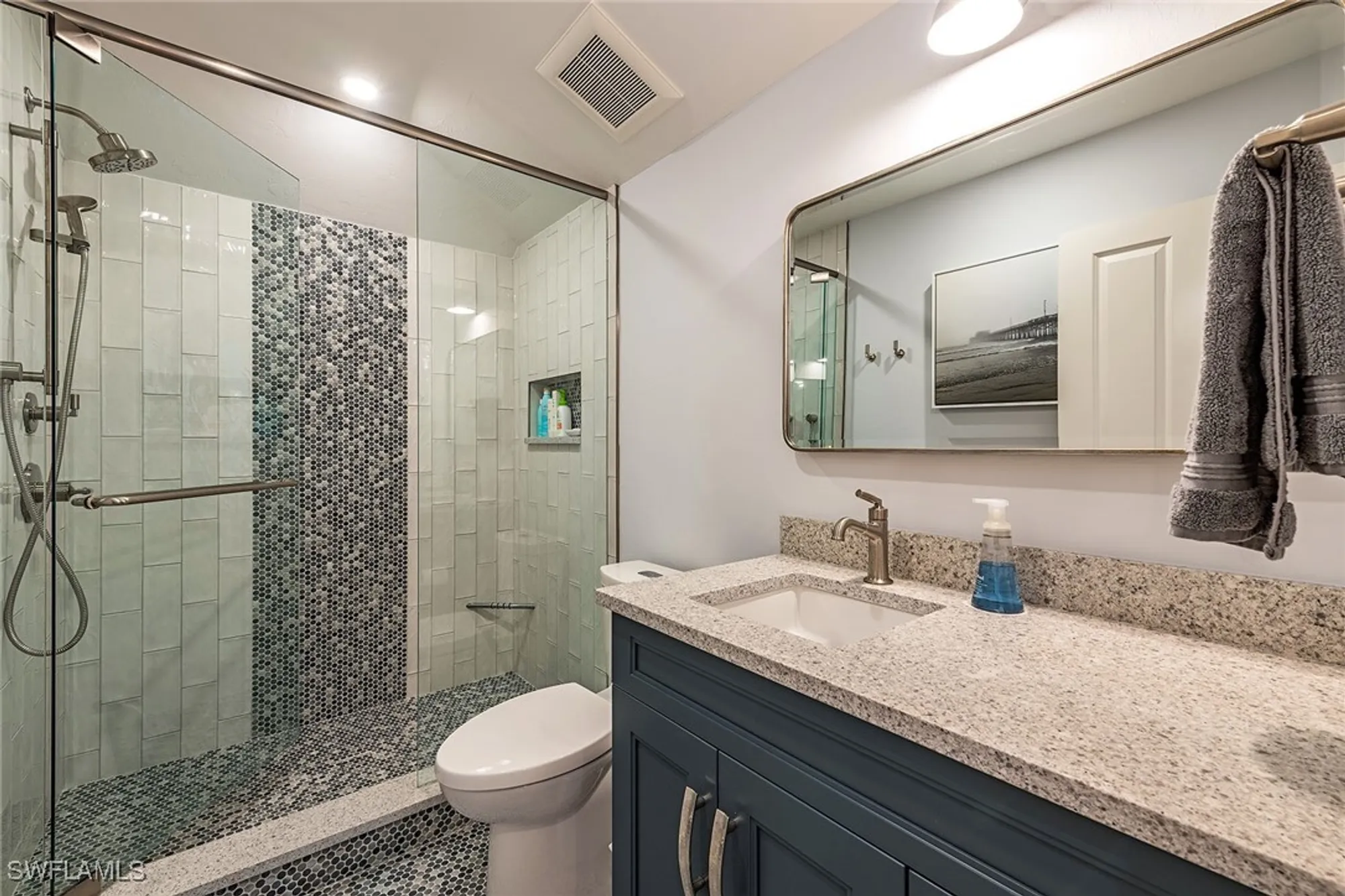 Property Slideshow image 10 of 18 | 805 pine village ln, Naples, FL, 34108