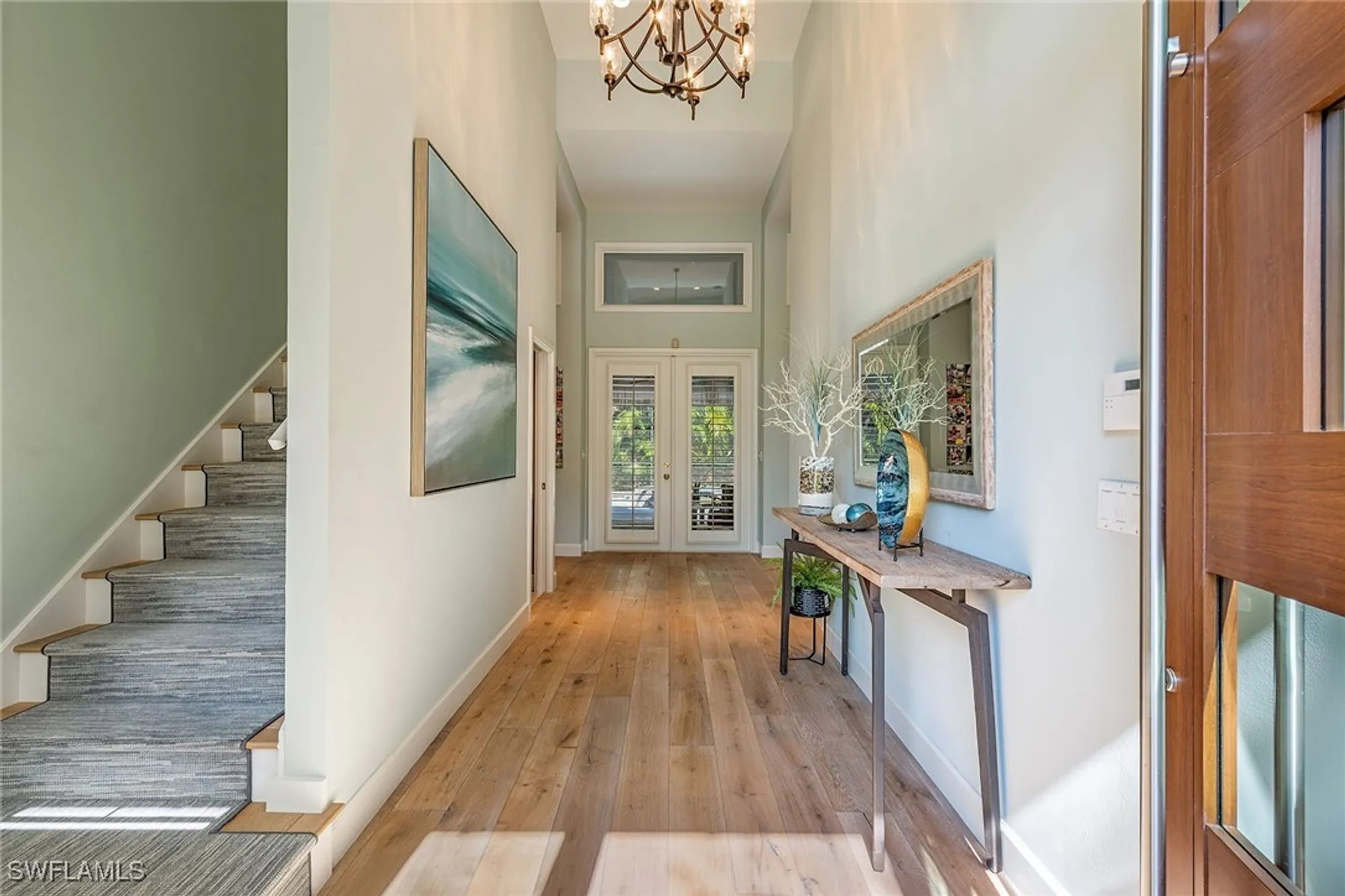 Property Slideshow image 2 of 18 | 805 pine village ln, Naples, FL, 34108