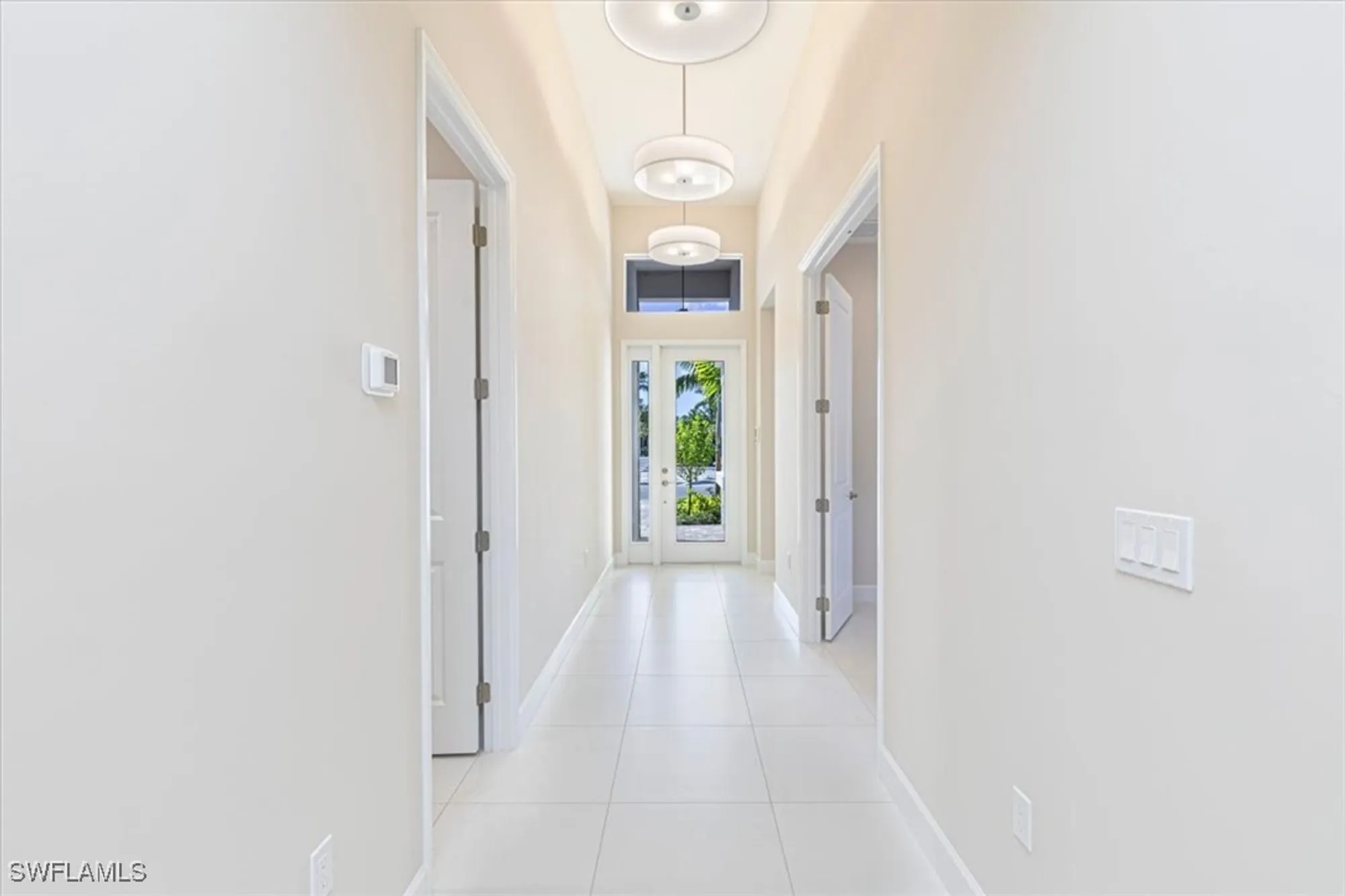 Property Slideshow image 19 of 30 | 2749 durham cir, Naples, FL, 34112