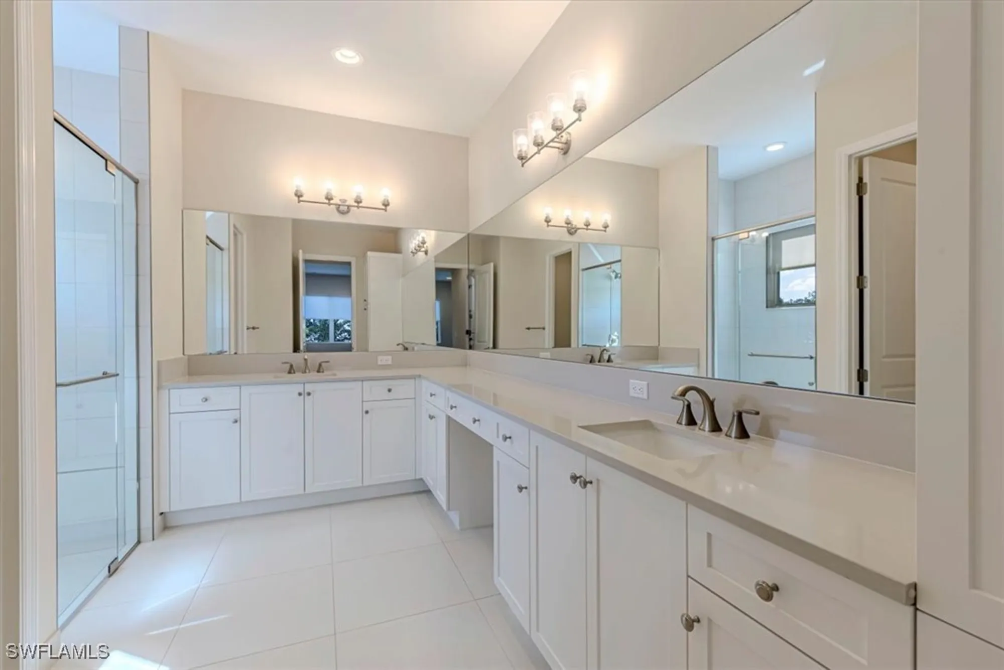 Property Slideshow image 25 of 30 | 2749 durham cir, Naples, FL, 34112