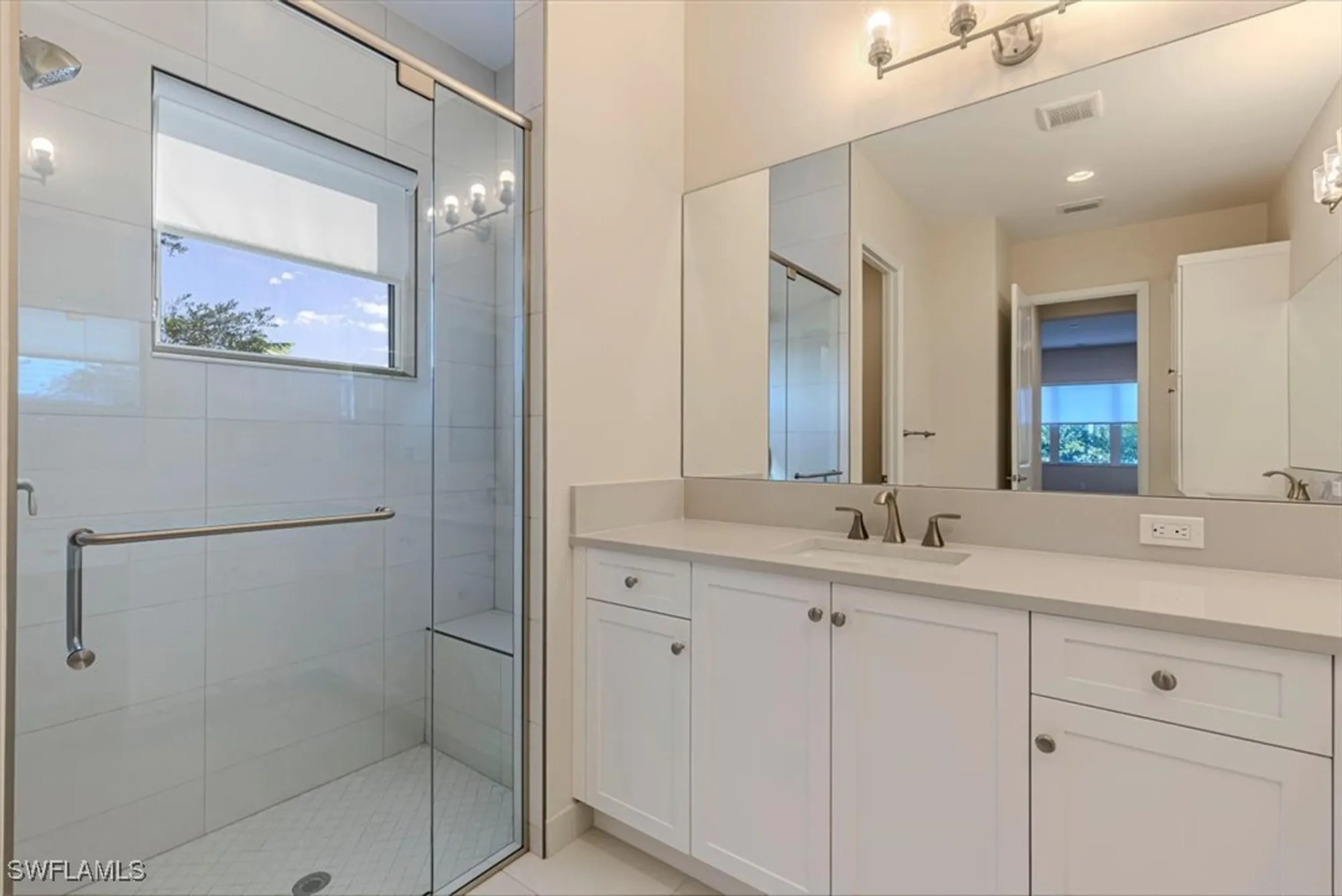 Property Slideshow image 26 of 30 | 2749 durham cir, Naples, FL, 34112