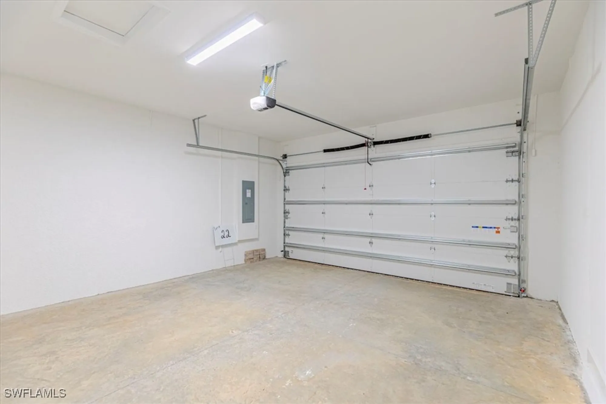 Property Slideshow image 27 of 30 | 2749 durham cir, Naples, FL, 34112