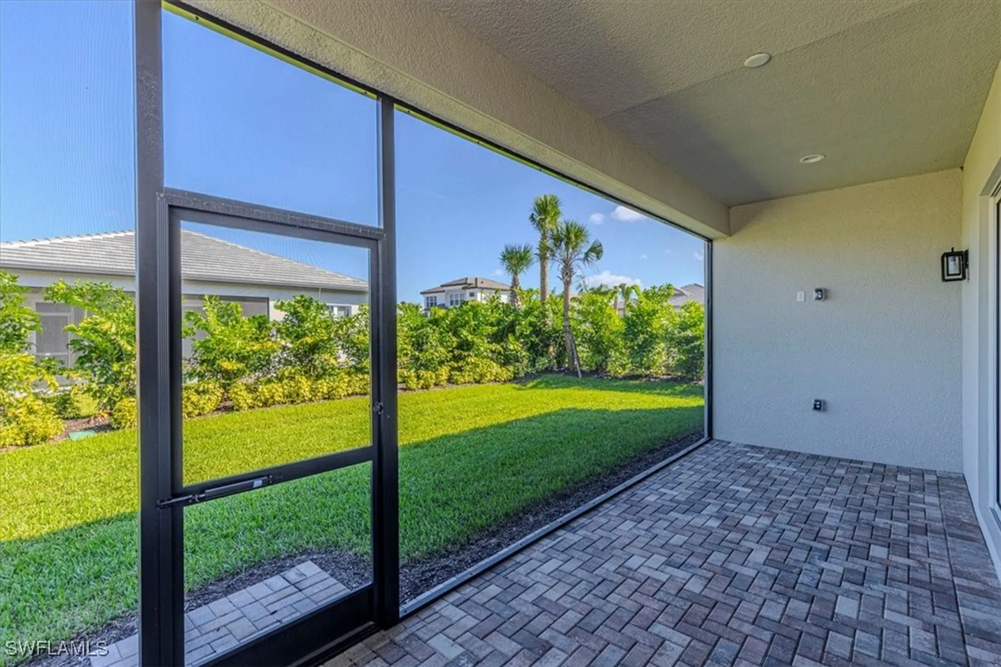 Property Slideshow image 29 of 30 | 2749 durham cir, Naples, FL, 34112