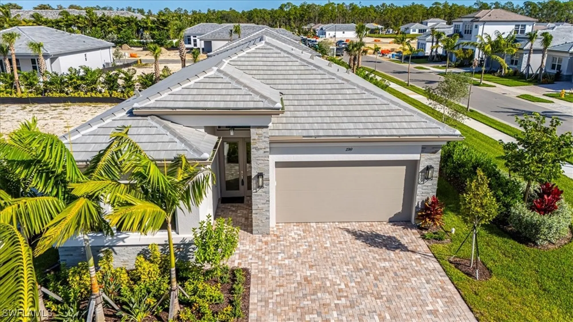 Property Slideshow image 3 of 30 | 2749 durham cir, Naples, FL, 34112