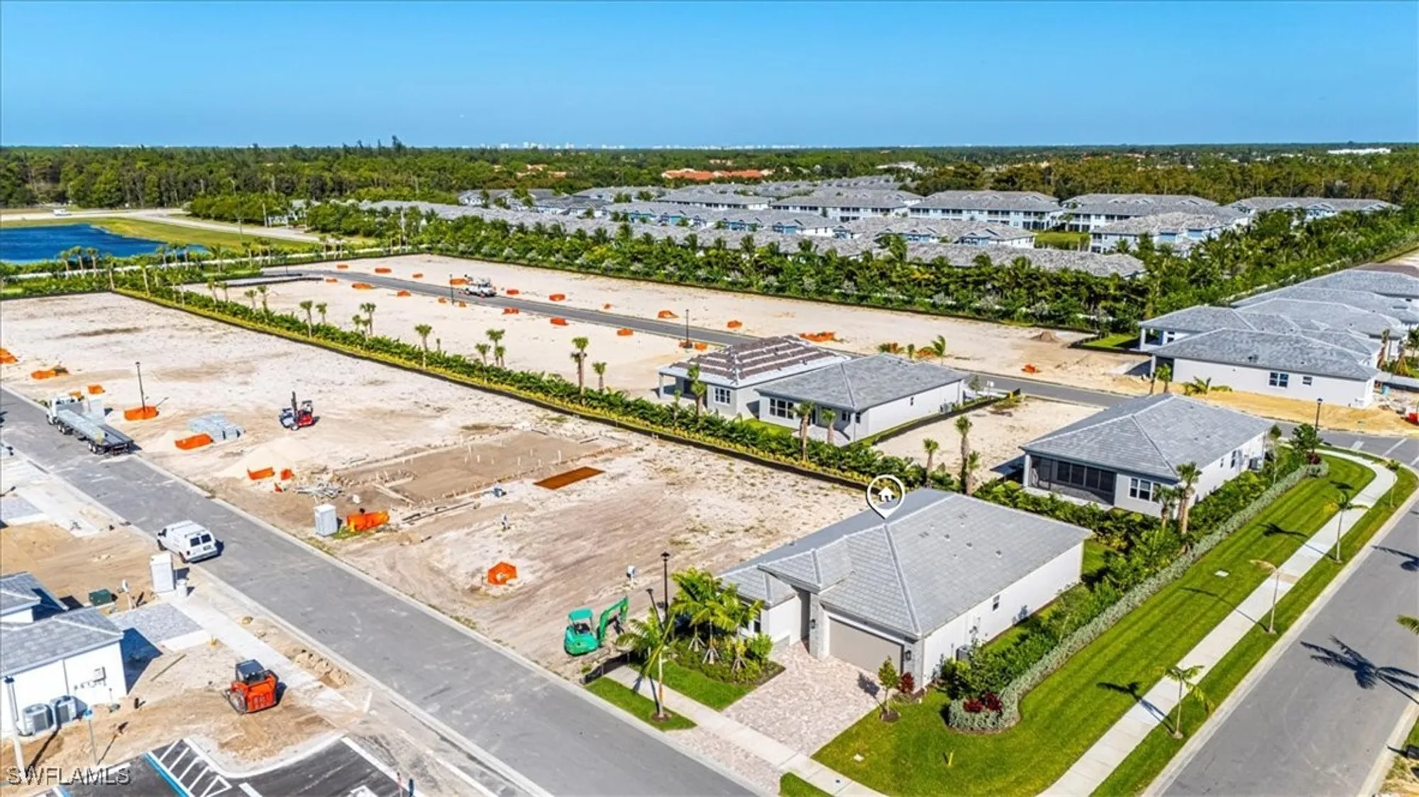 Property Slideshow image 4 of 30 | 2749 durham cir, Naples, FL, 34112