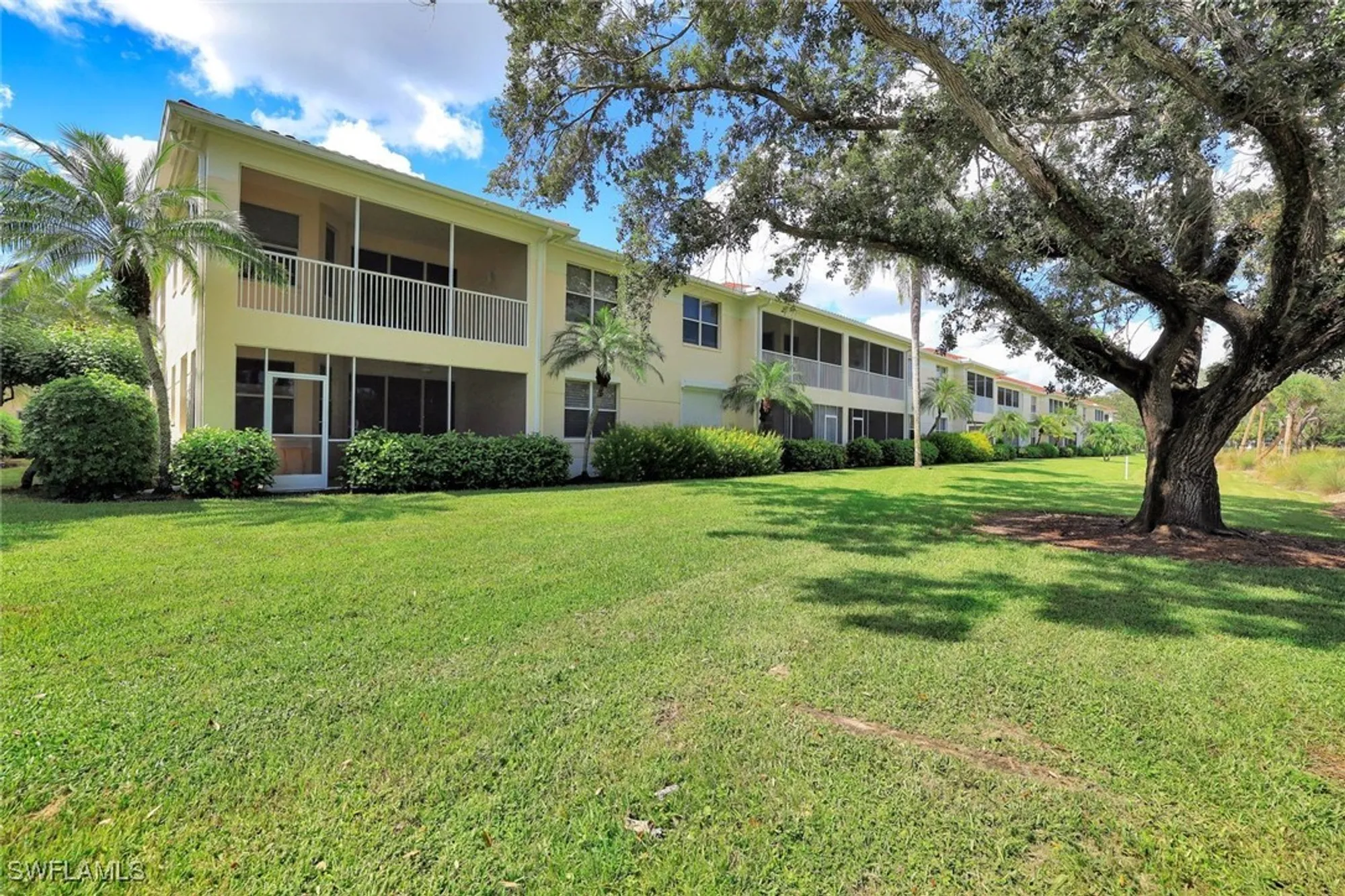 Property Slideshow image 27 of 28 | 630 lalique cir 506, Naples, FL, 34119