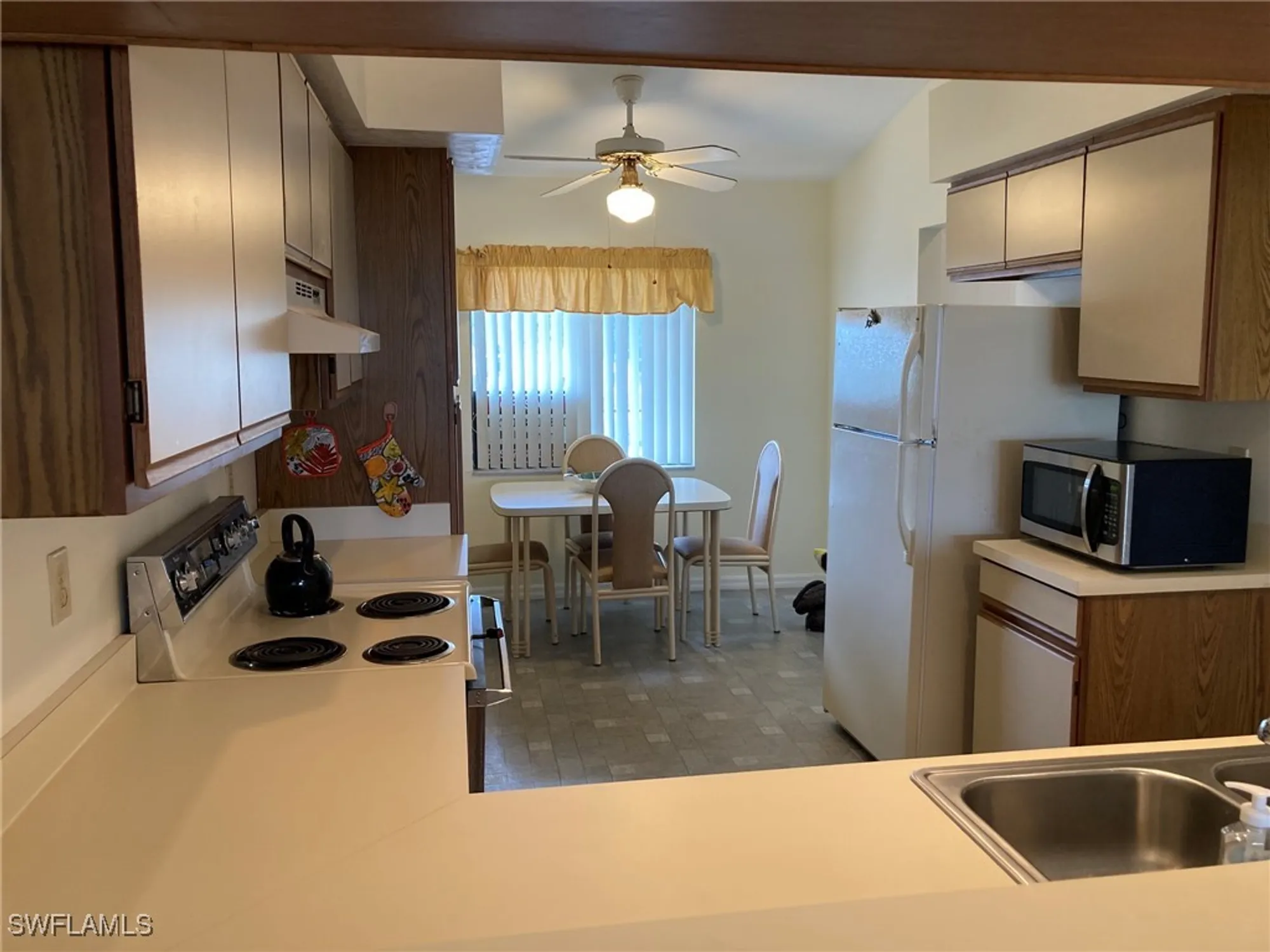 Property Slideshow image 27 of 30 | 13111 cross creek blvd 215, Fort Myers, FL, 33912