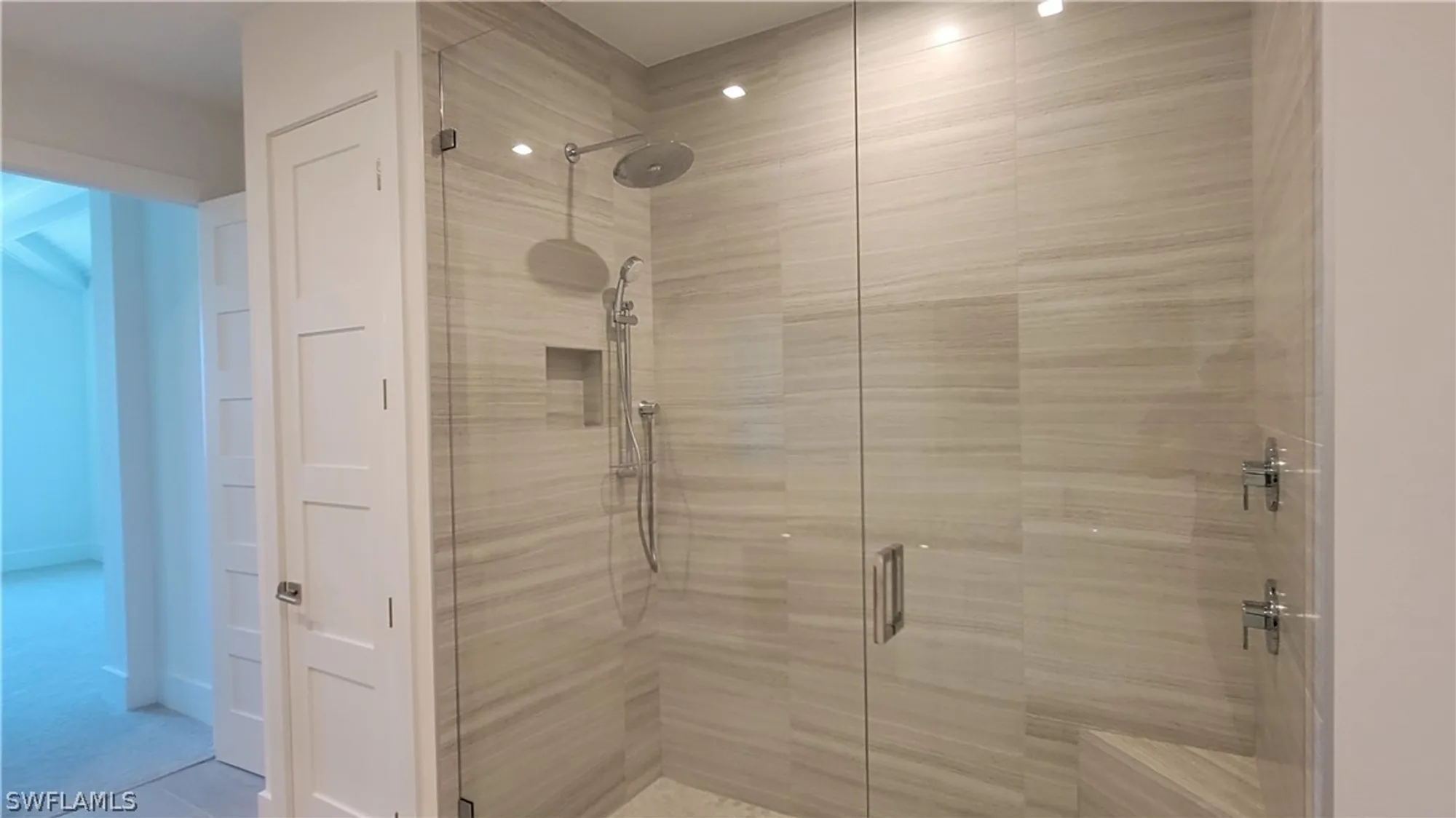 Property Slideshow image 17 of 48 | 3279 dorado ln unit 202, Naples, FL, 34114