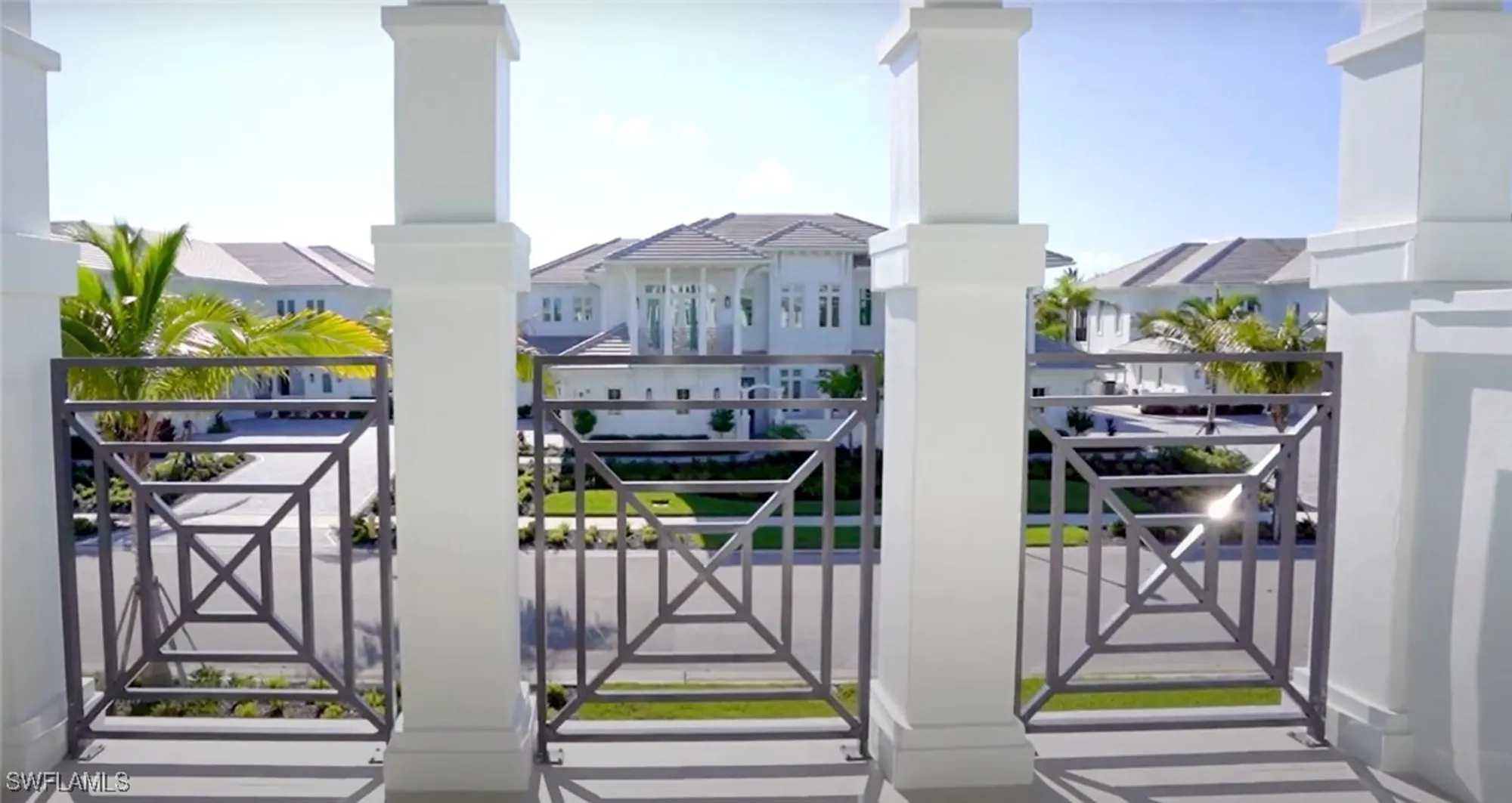 Property Slideshow image 19 of 48 | 3279 dorado ln unit 202, Naples, FL, 34114