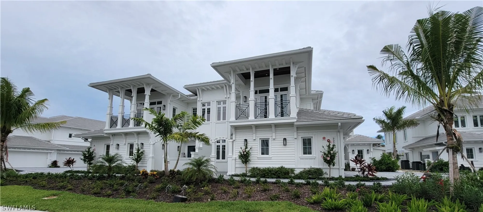 Property Slideshow image 25 of 48 | 3279 dorado ln unit 202, Naples, FL, 34114