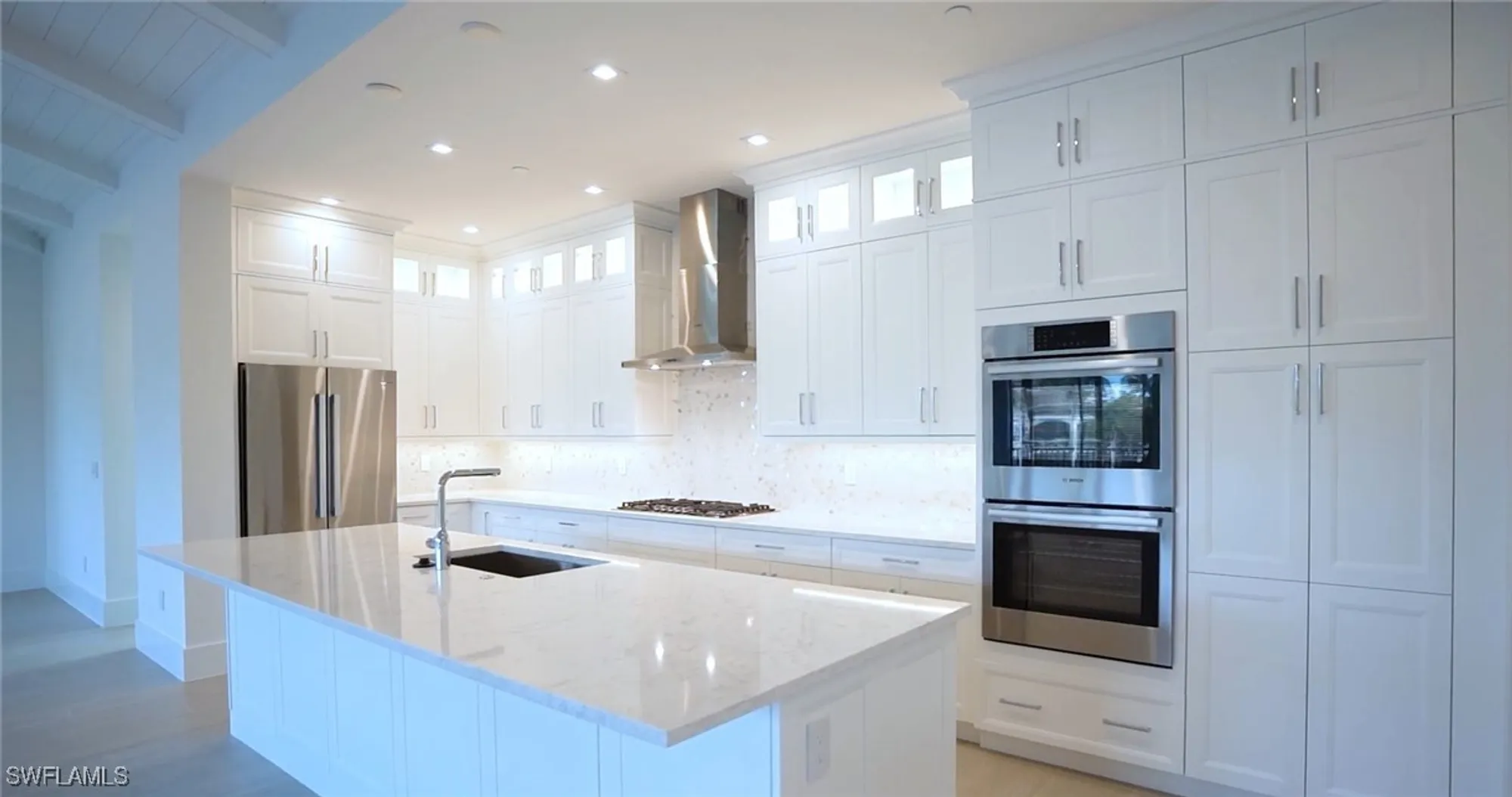 Property Slideshow image 8 of 48 | 3279 dorado ln unit 202, Naples, FL, 34114