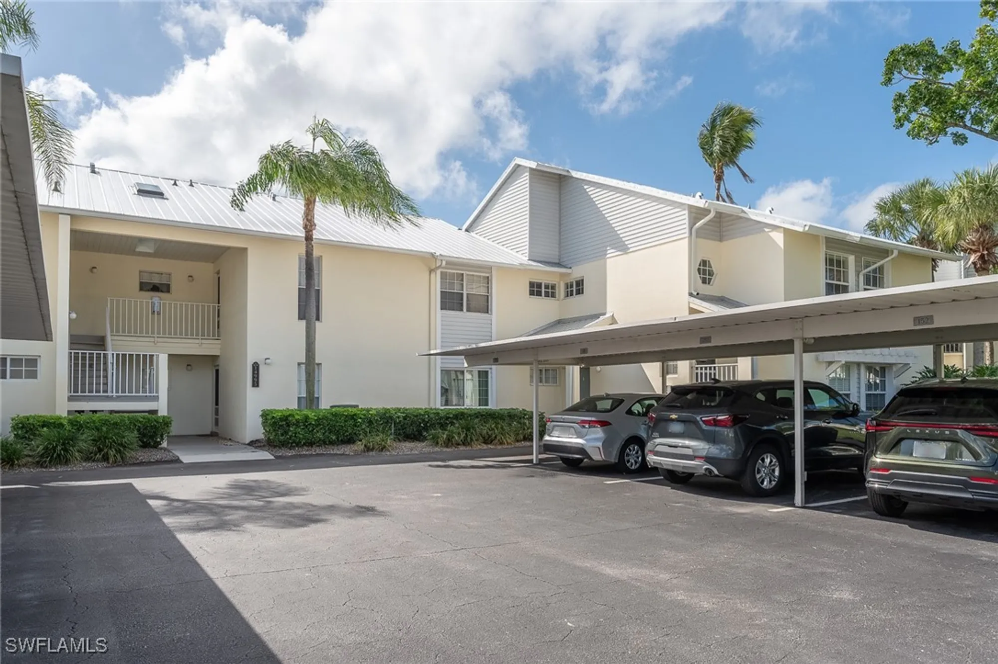 Property Slideshow image 1 of 18 | 14995 rivers edge ct 151, Fort Myers, FL, 33908