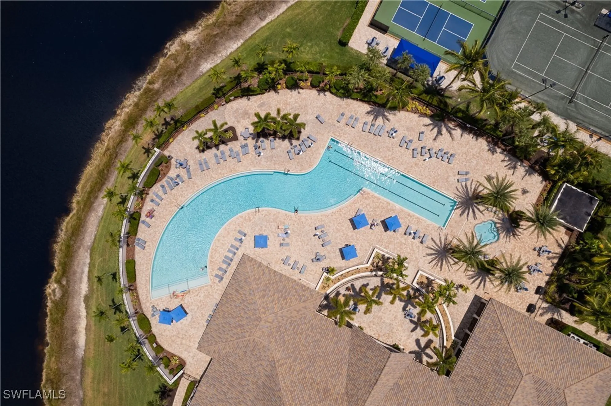 Property Slideshow image 31 of 33 | 10230 glastonbury cir apt 202, Fort Myers, FL, 33913