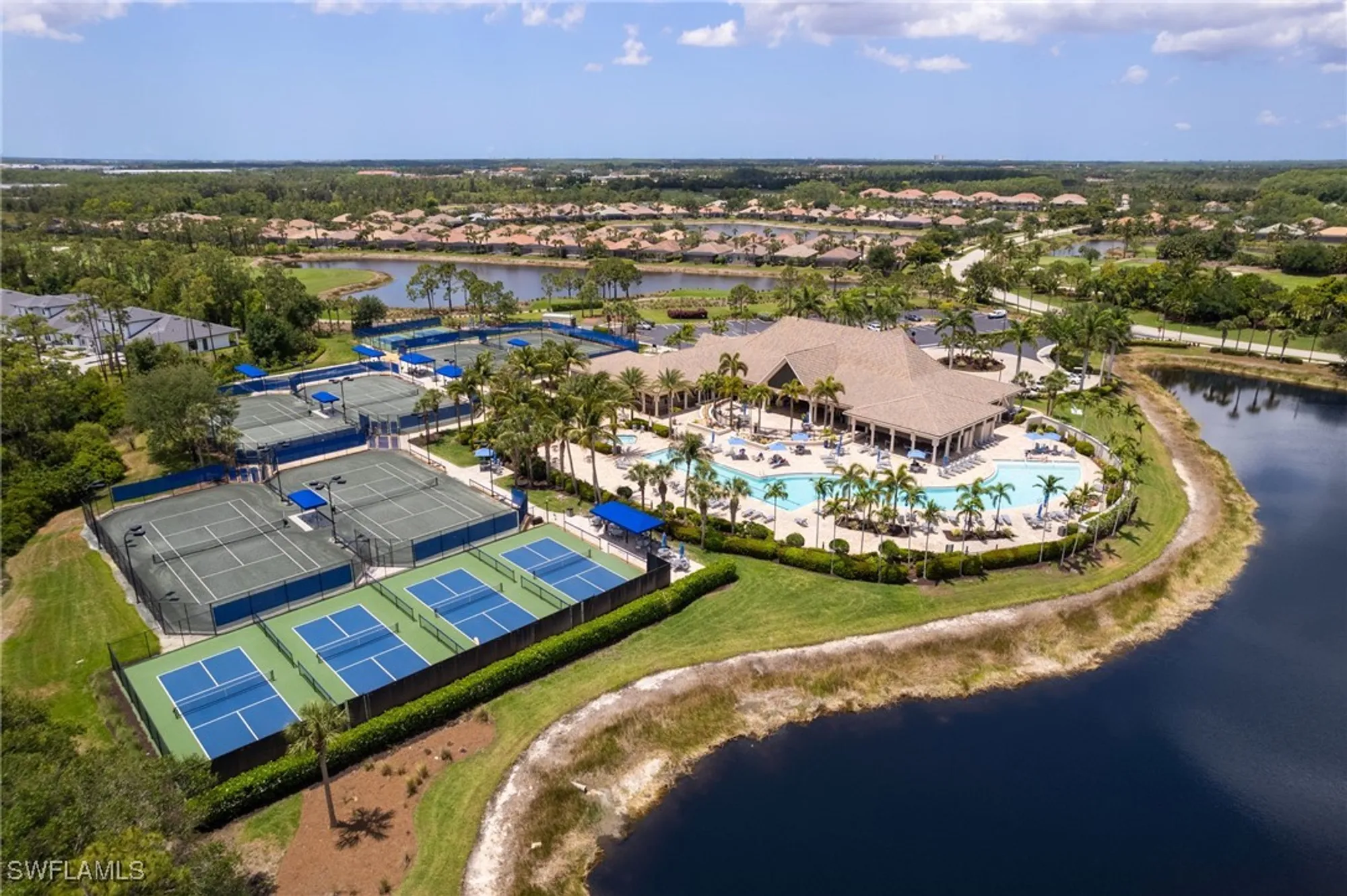 Property Slideshow image 32 of 33 | 10230 glastonbury cir apt 202, Fort Myers, FL, 33913