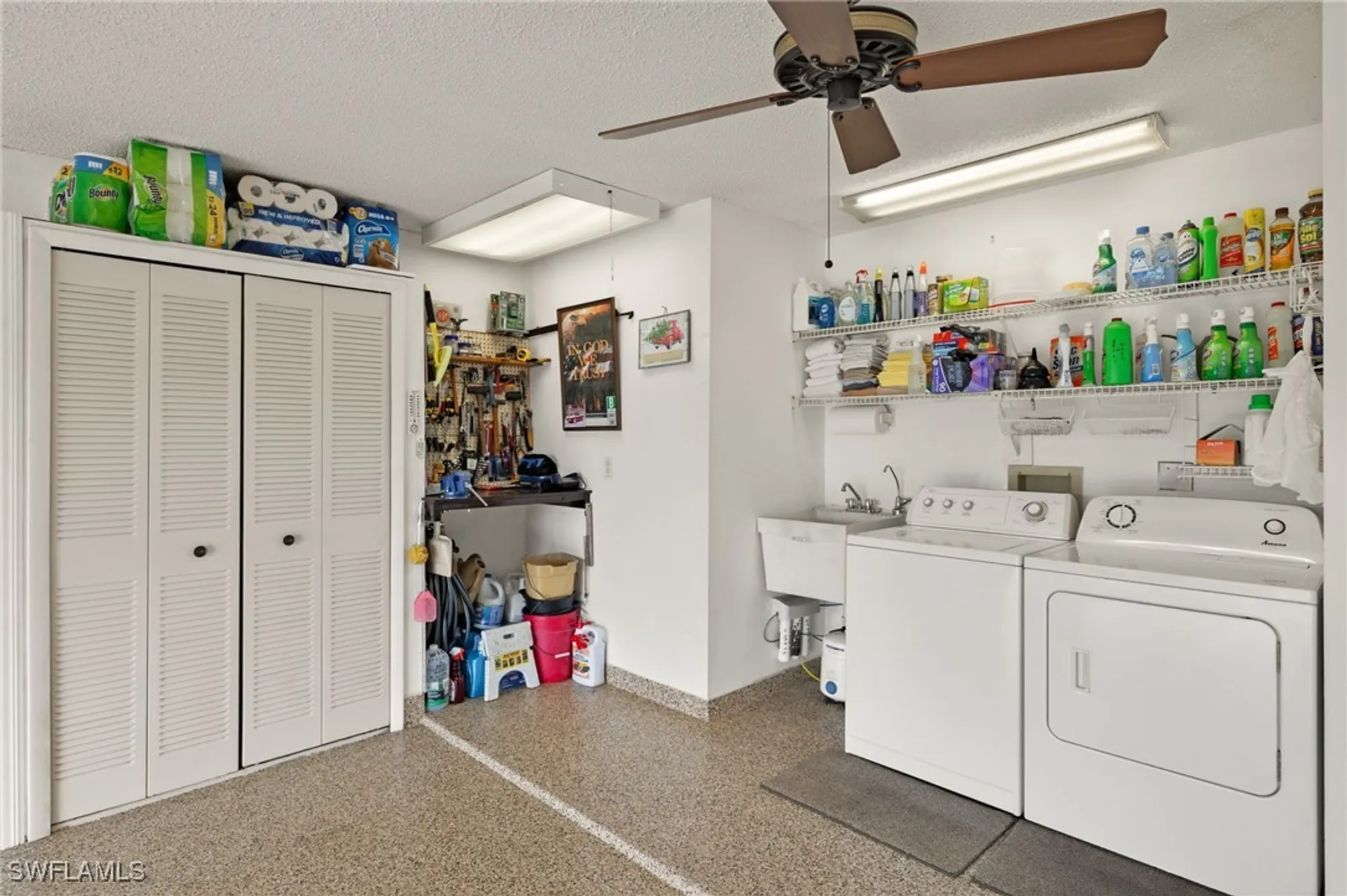 Property Slideshow image 23 of 35 | 1279 hazeltine dr, Fort Myers, FL, 33919