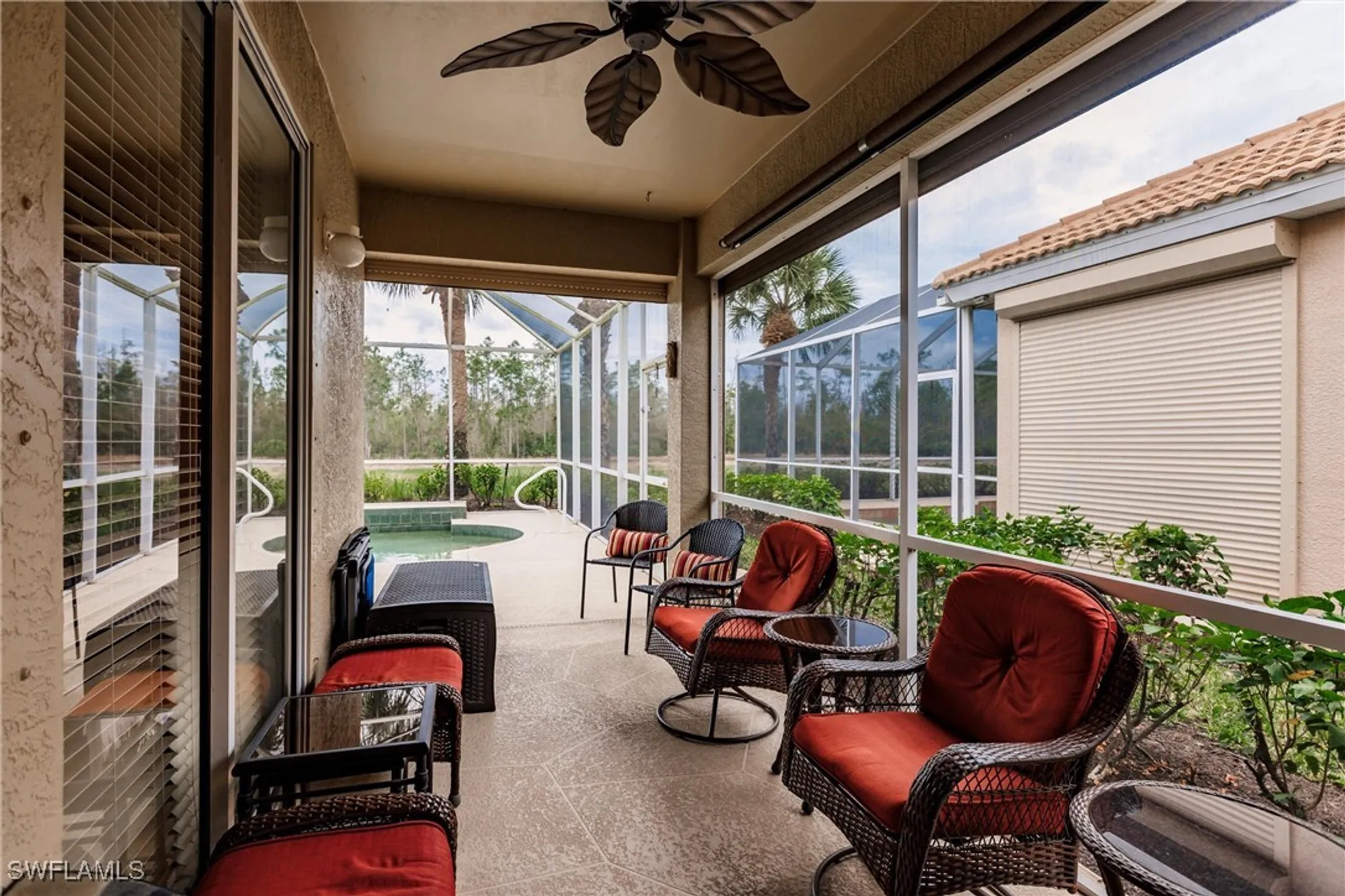 Property Slideshow image 16 of 38 | 8236 woodridge pointe dr, Fort Myers, FL, 33912